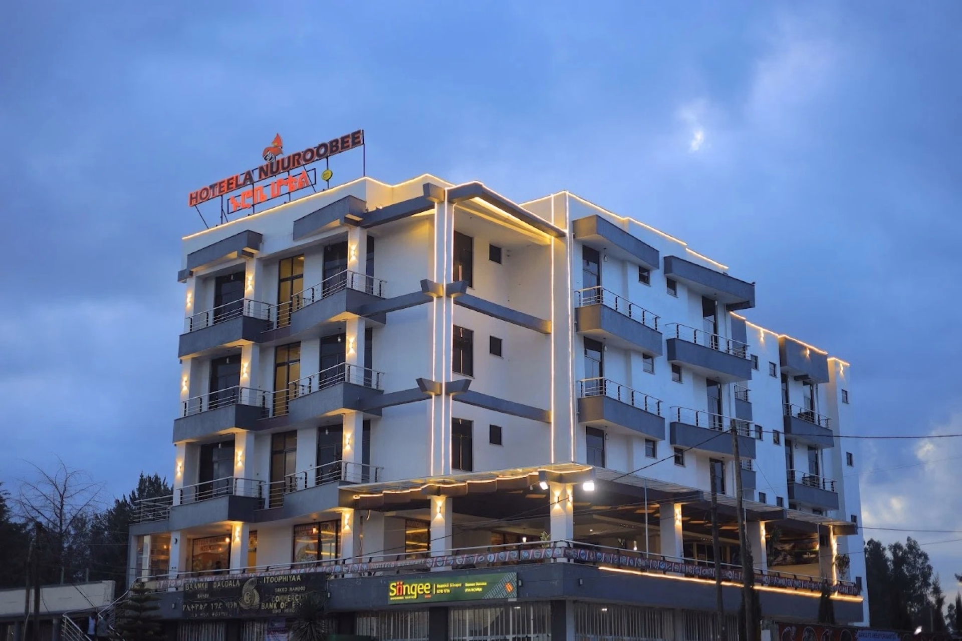 🏨 Hôtel 3* - Jours 3 à 6