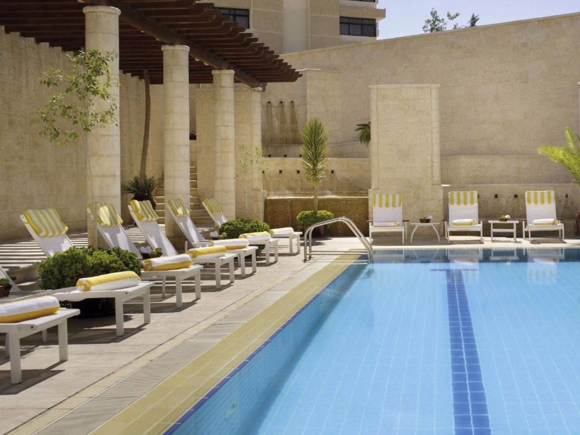 🏨 Hôtel 5* - Jours 4 à 6