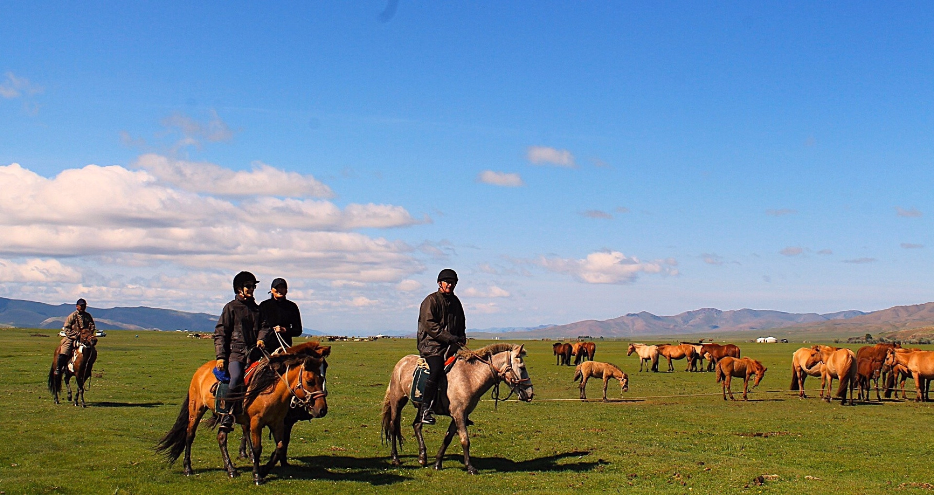 Yoga et équitation dans les steppes mongoles