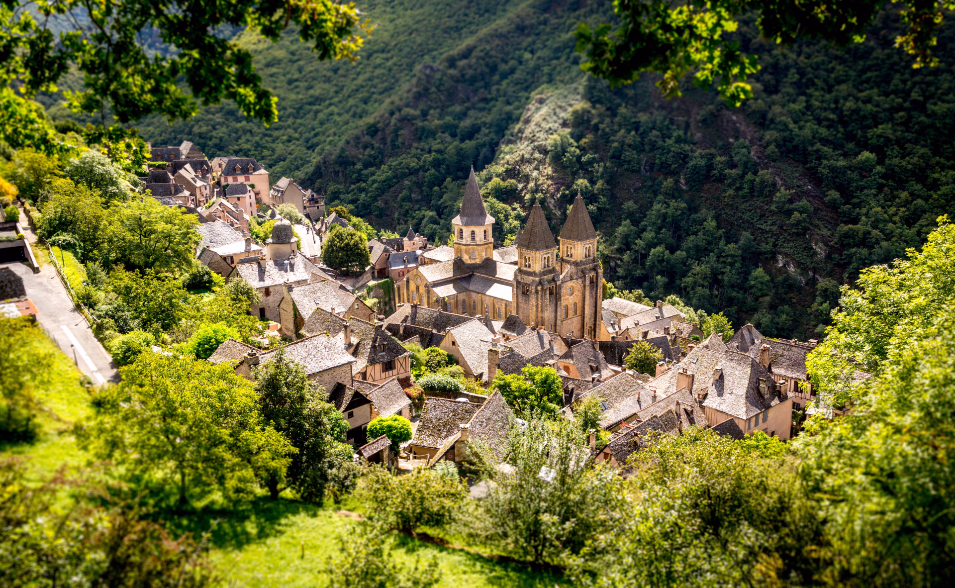 D'Aumont-Aubrac à Conques sur les chemins de Compostelle