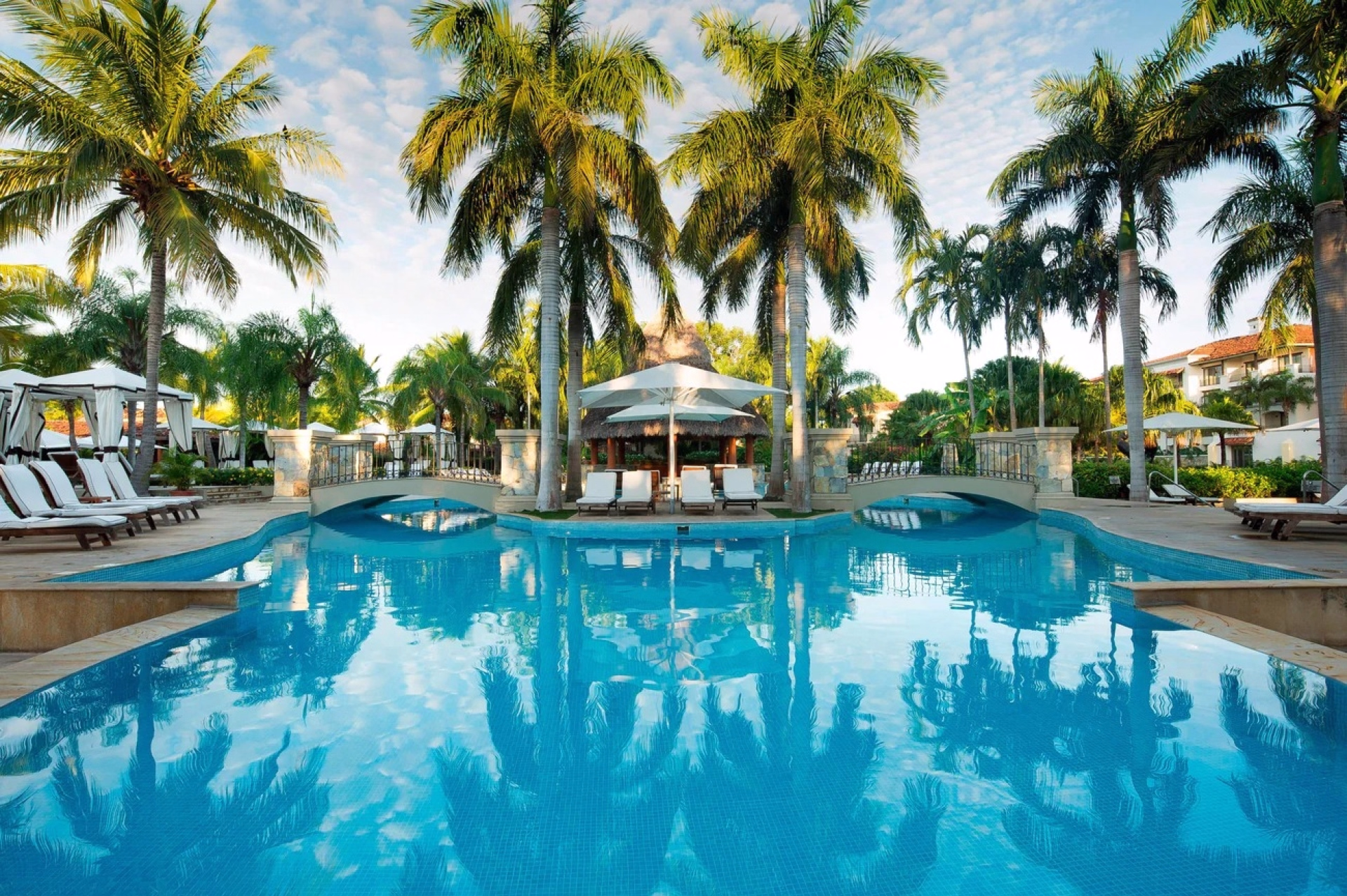 🏨 Hôtel 5* - Jours 3 à 4
