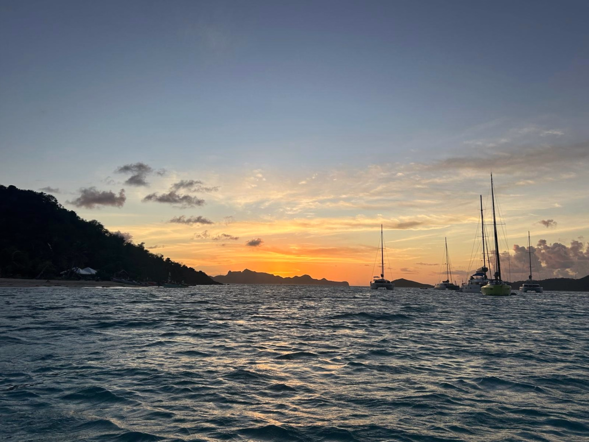 Stage de catamaran en école de croisière vers les Grenadines
