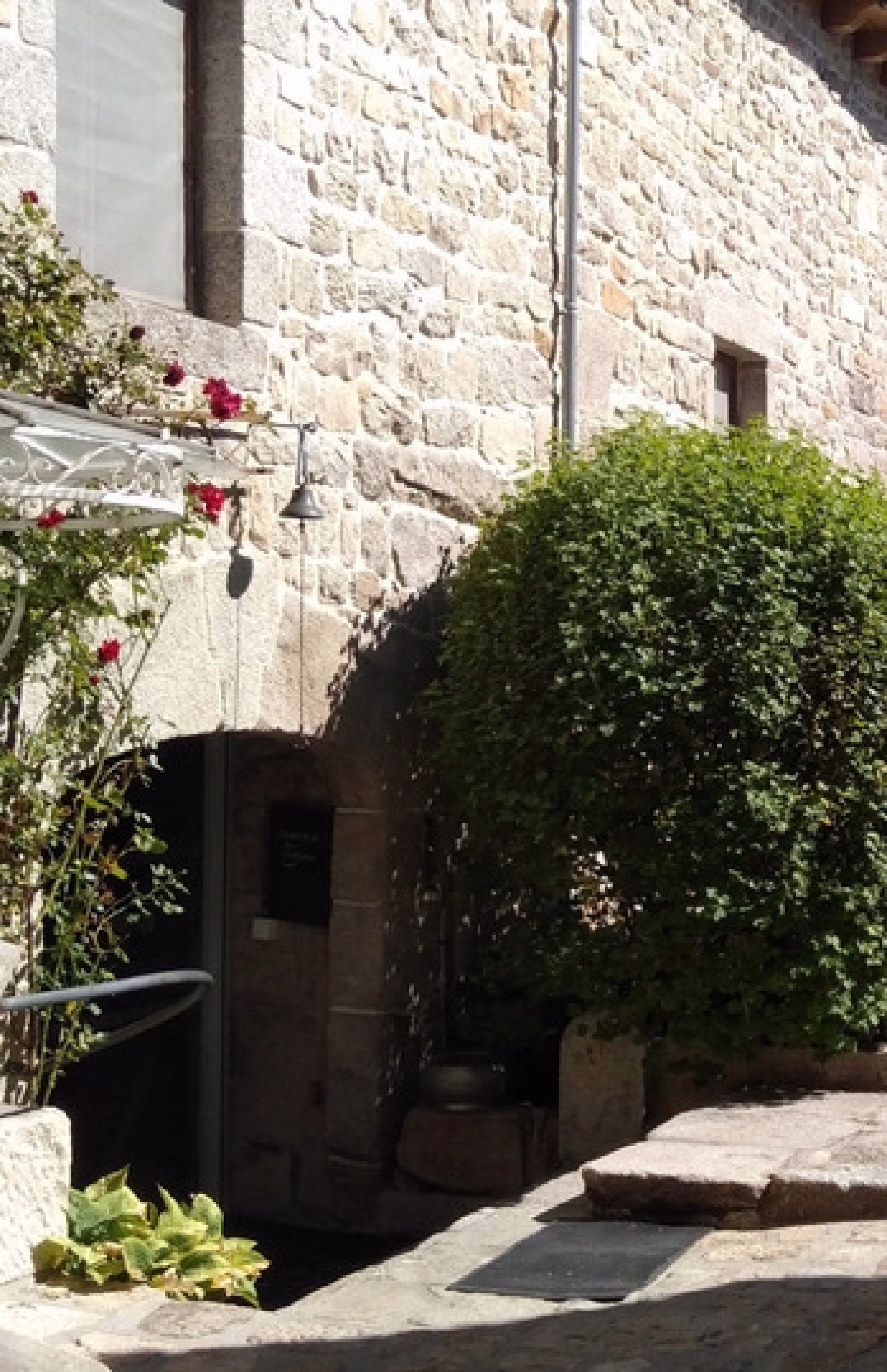 🏠 Auberge - Jours 1 à 6