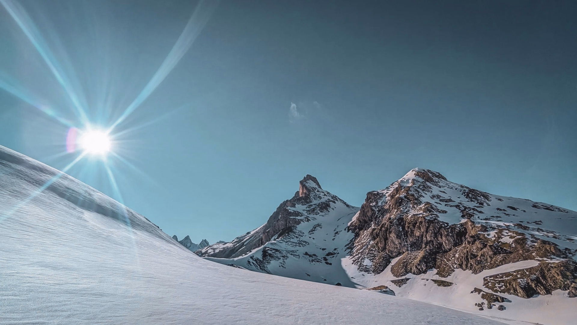 4 jours dans les Cerces entre raquettes, pulka et bivouac