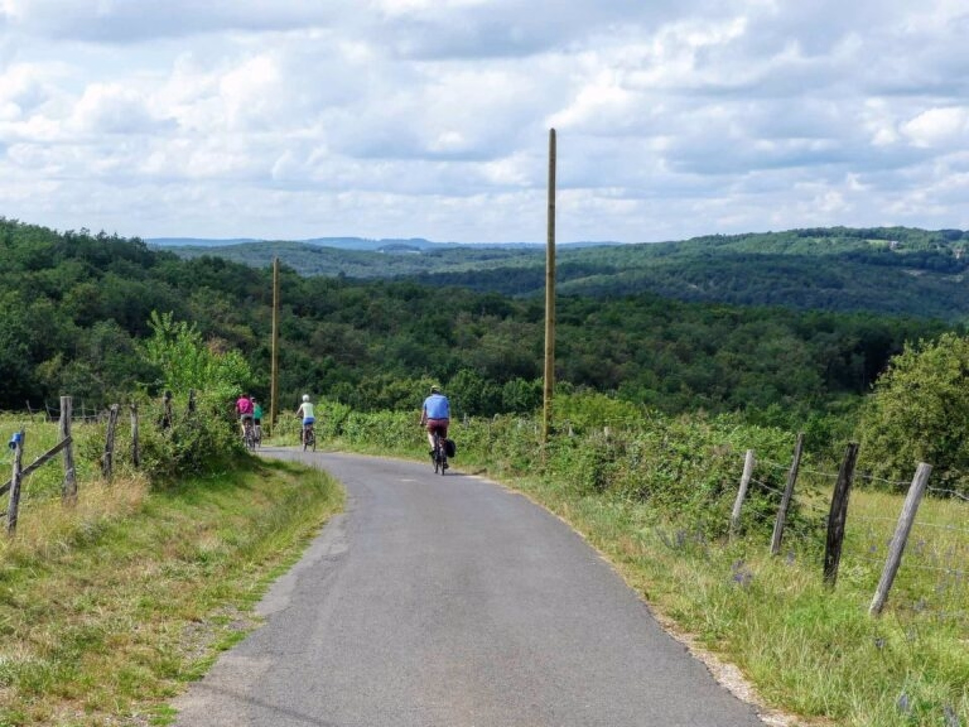 Randonnée vtc au cœur des villages du Lot et de la Dordogne