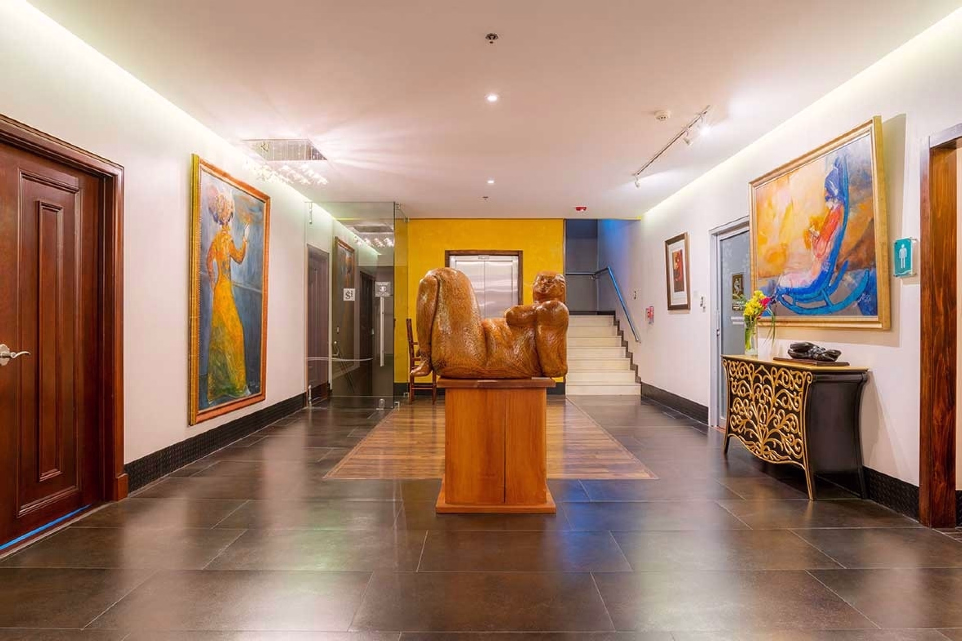 🏨 Hôtel 4* - Jour 1