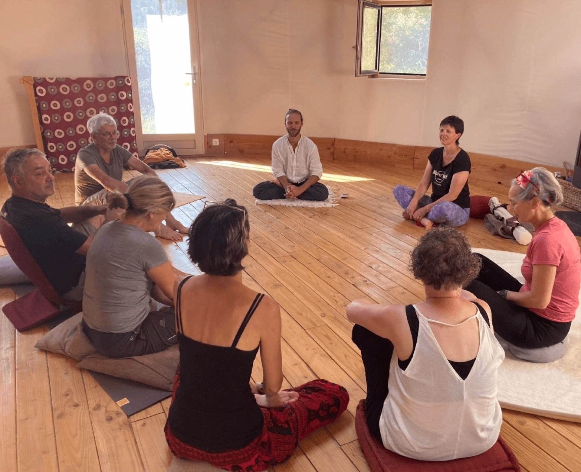 Retraite vitalité entre yoga, rando et naturopathie dans la Drôme