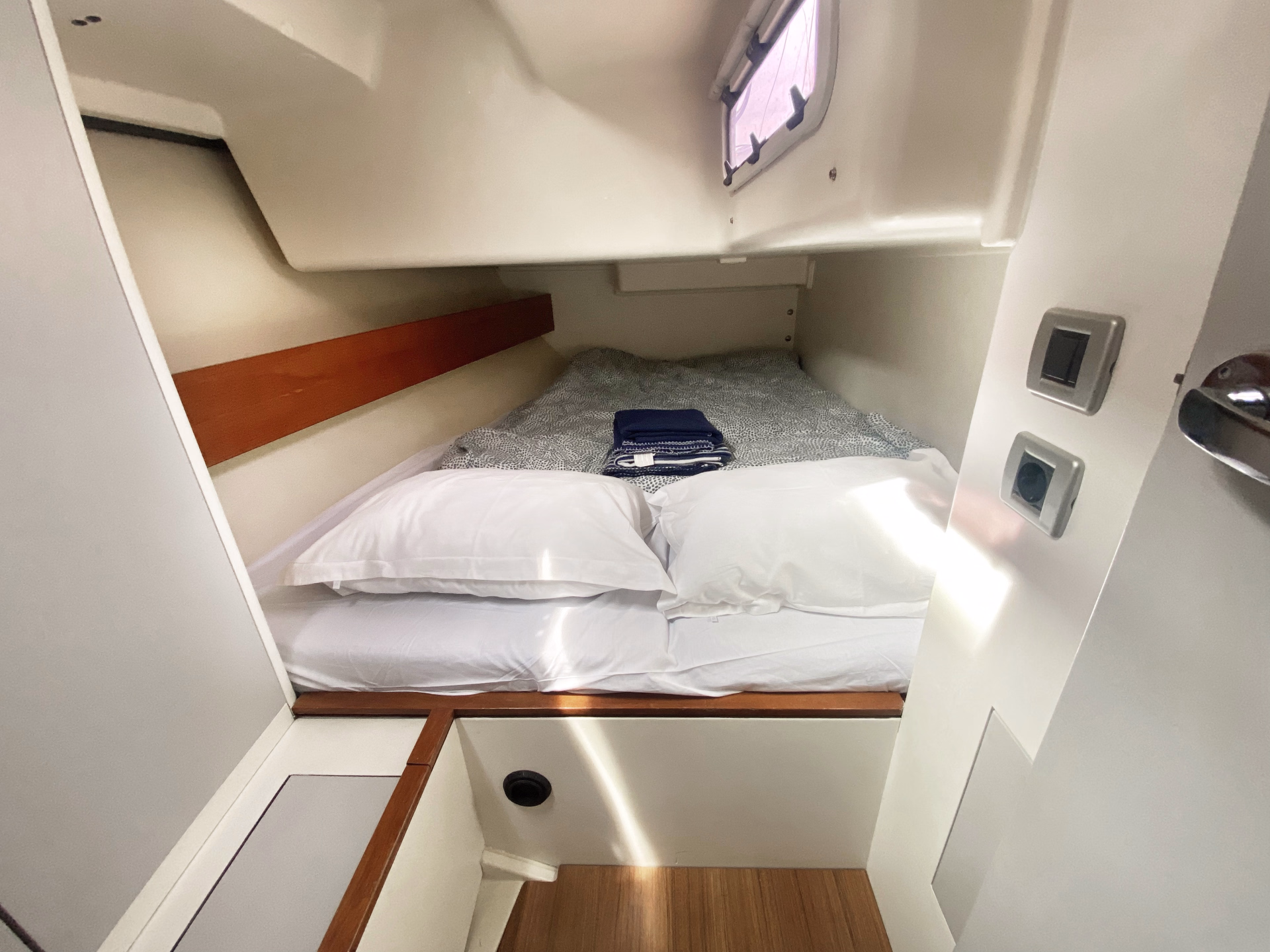 🚢 Bateau de croisière à voile - Jours 1 à 5, 7