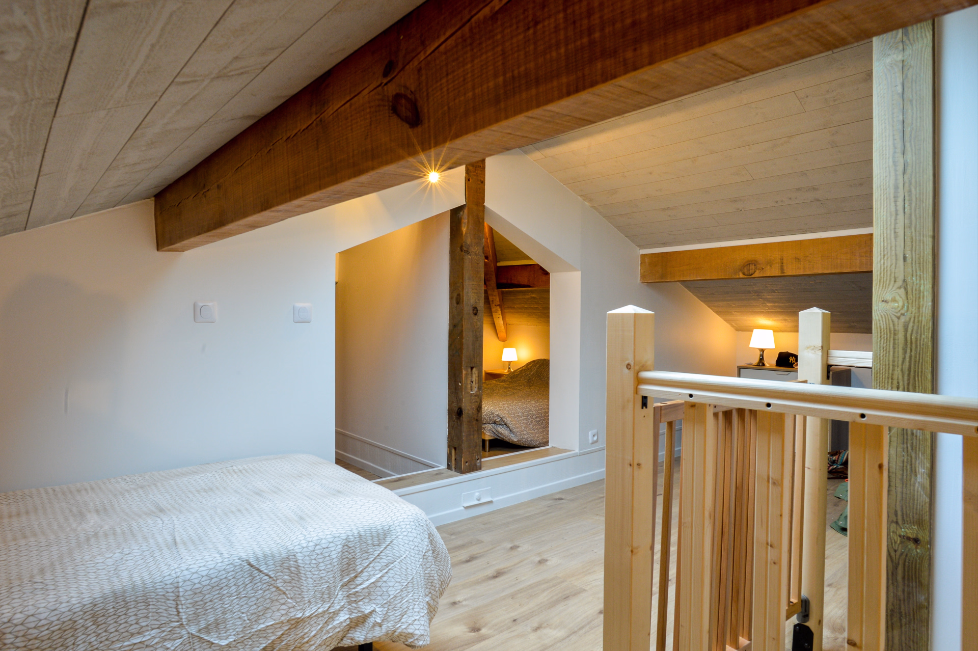 🏠 Surf House - Jour 1