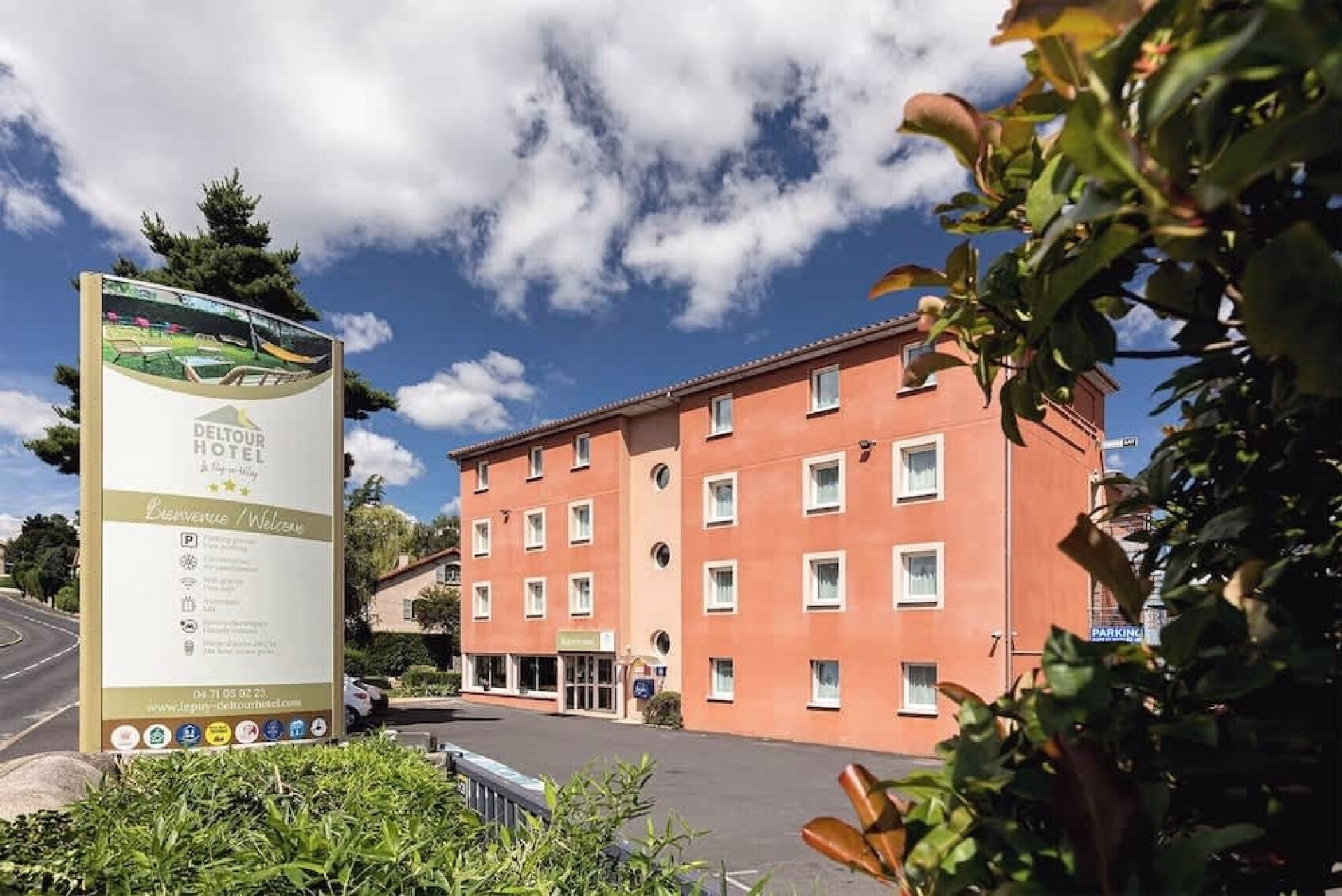 🏨 Hôtel 2* - Jours 1 à 14