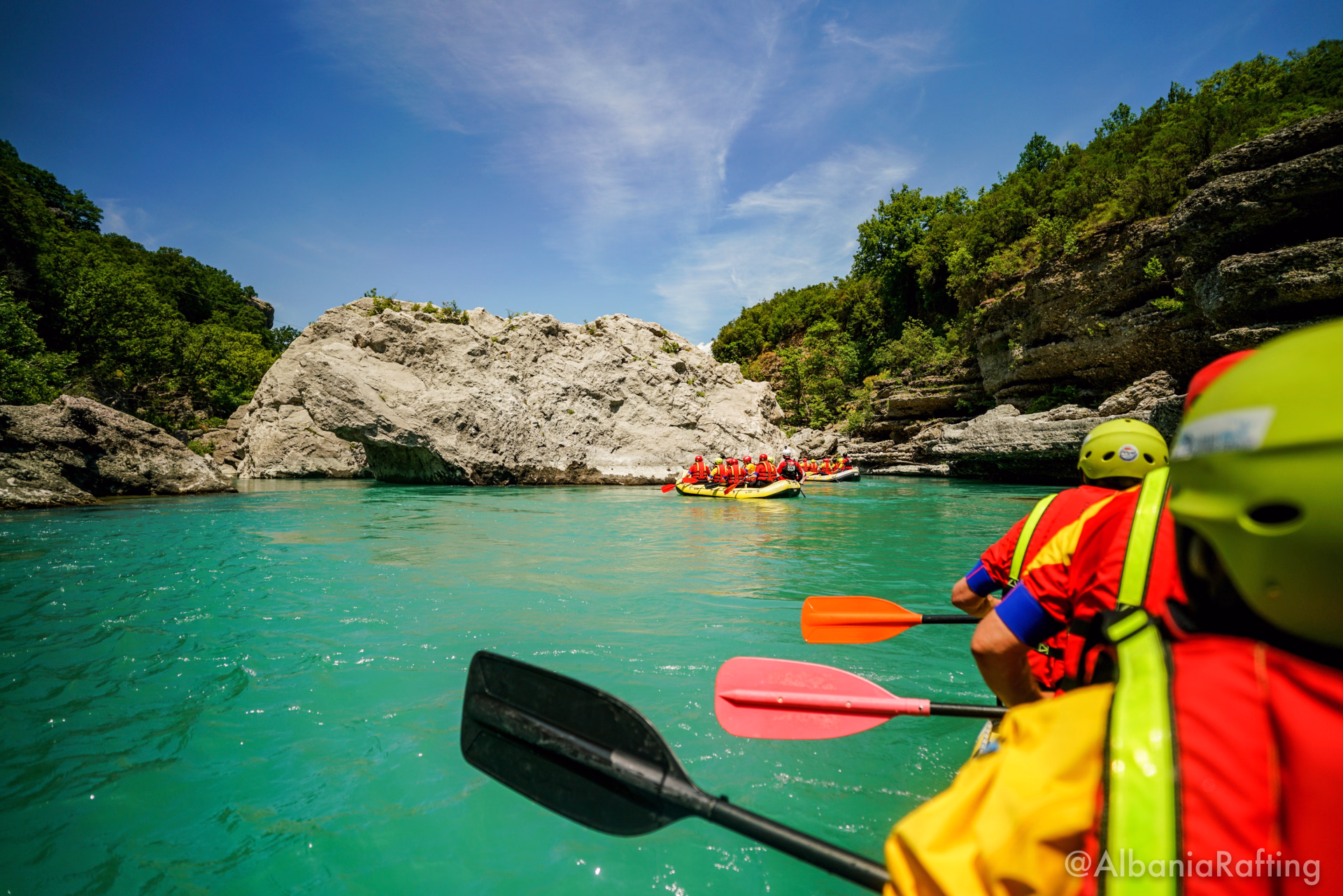 Rafting sur la rivière Vjosa au cœur de l’Albanie sauvage