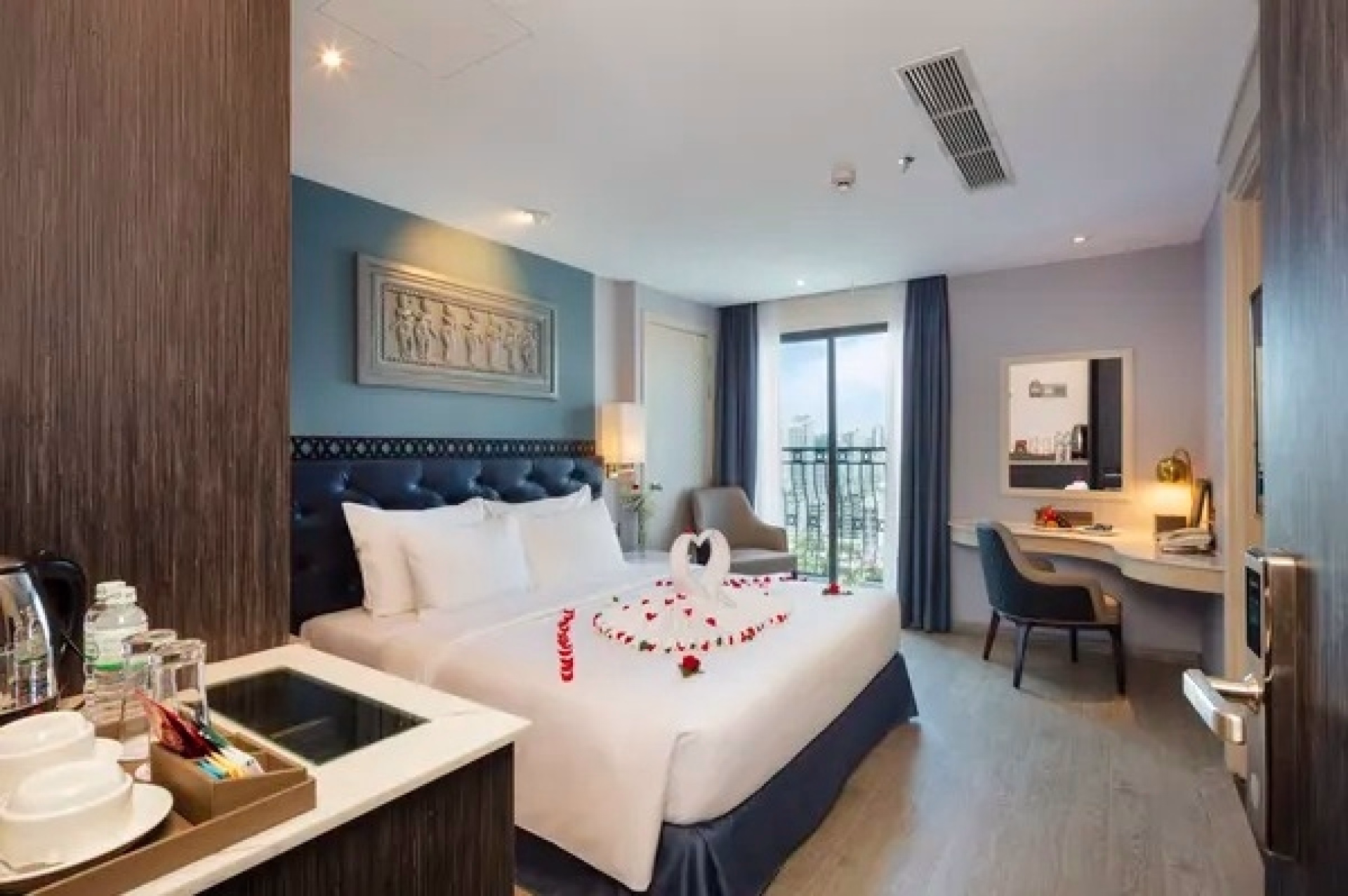 🏨 Hôtel 4* - Jours 1 à 5