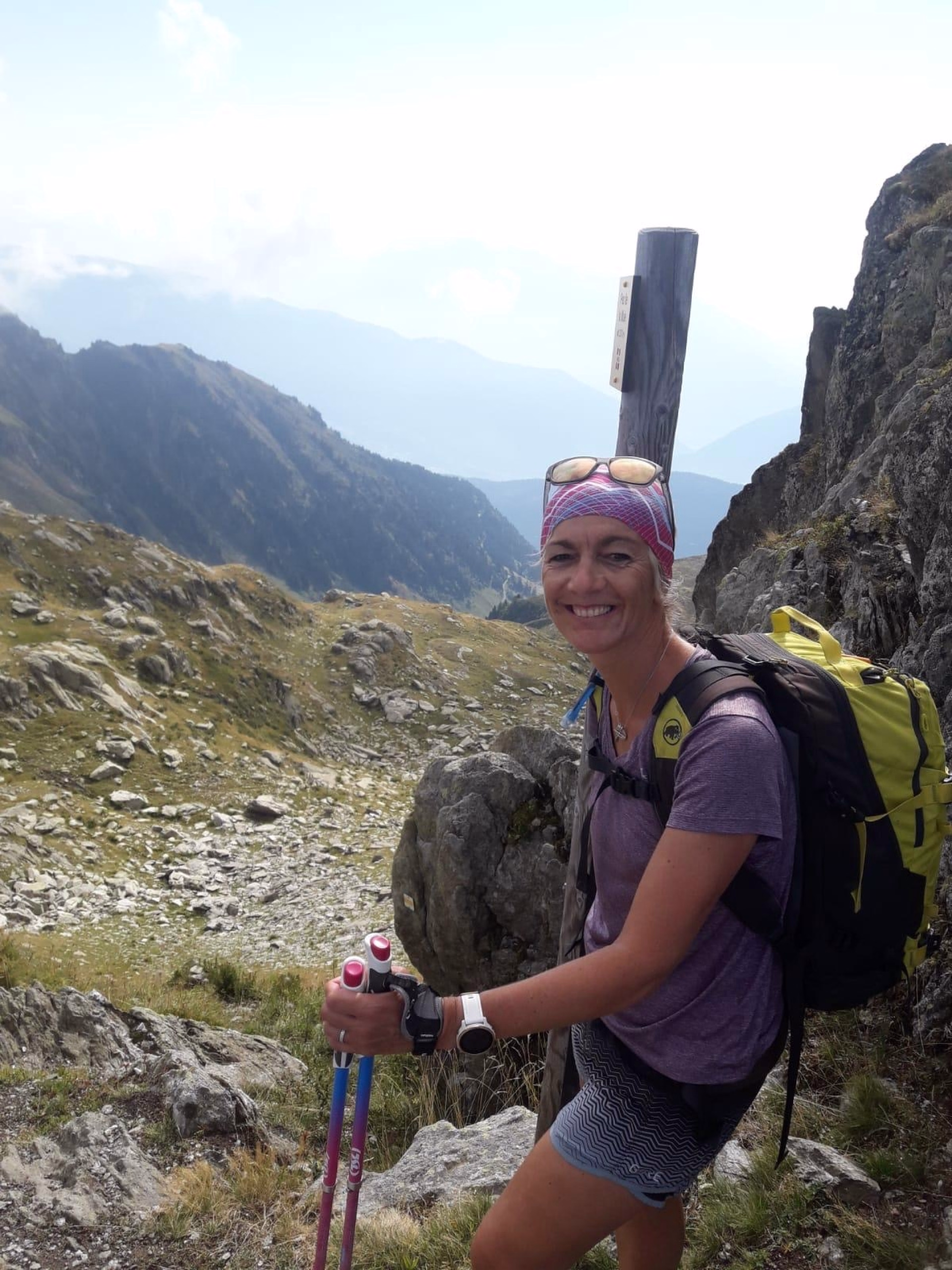 Yoga & randonnée face aux sommets du massif de la Lauzière