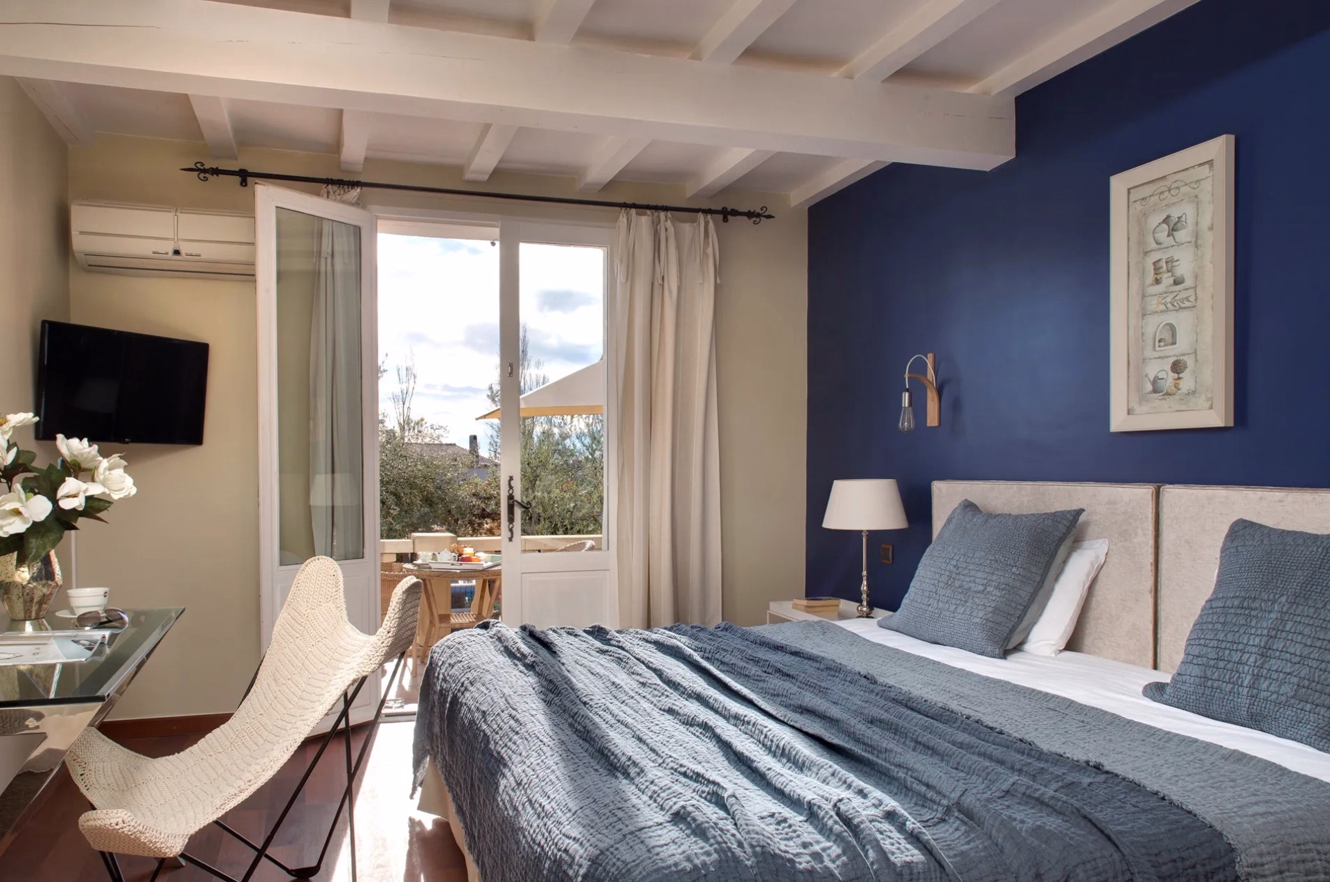 🏨 Hôtel 3* - Jours 1 à 2