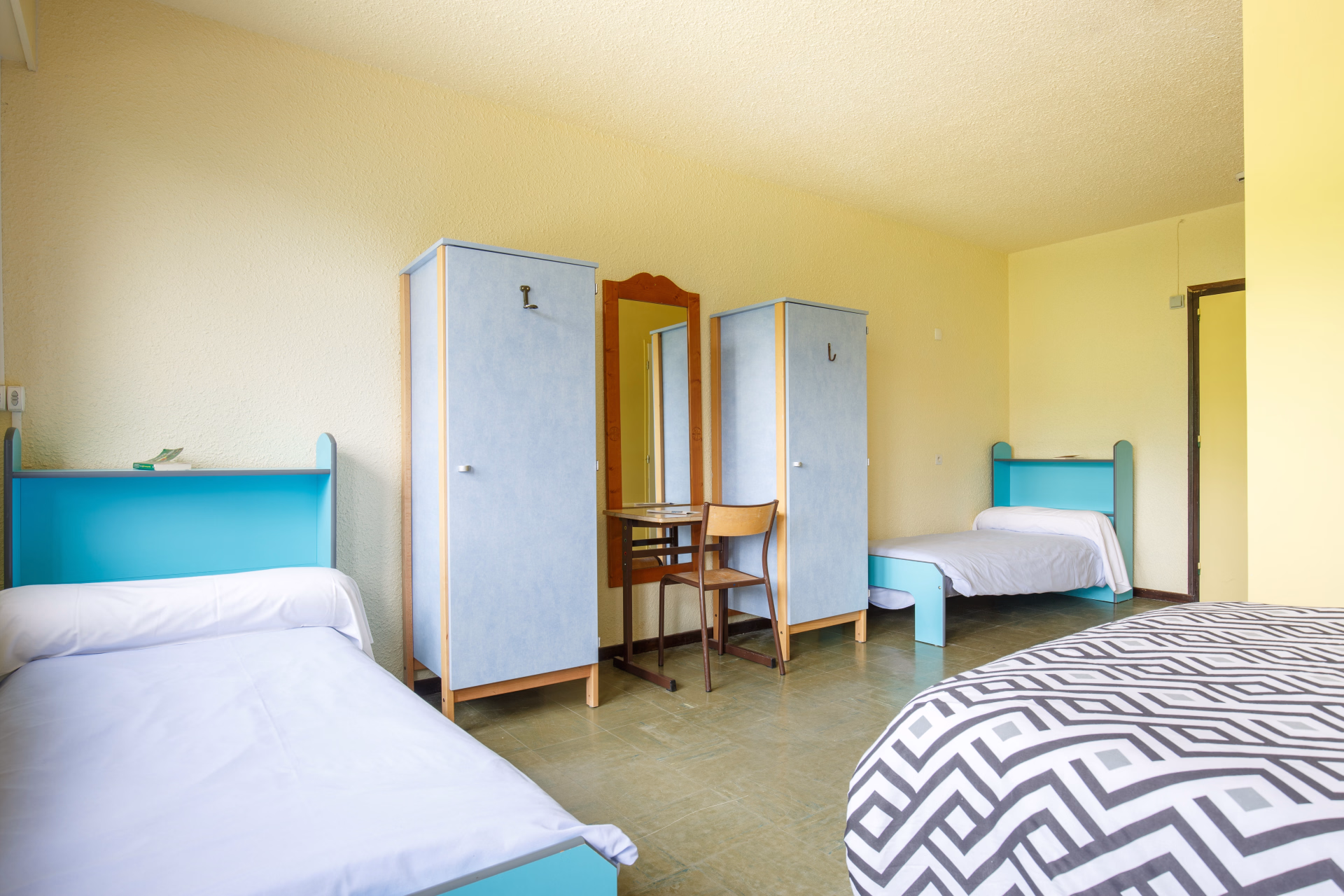 🏠 Auberge - Jours 1 à 5