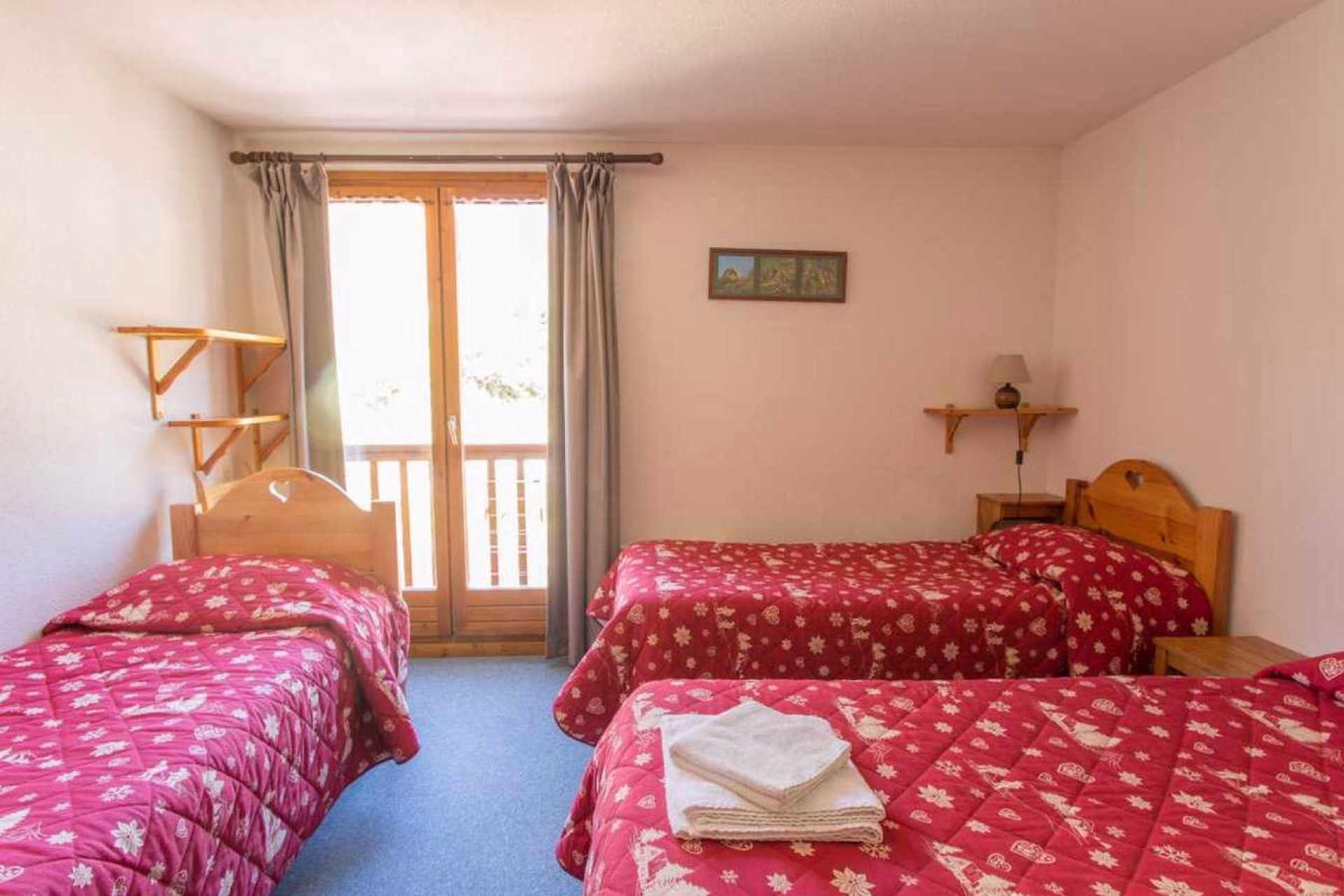 🏨 Hôtel 2* - Jours 1 à 4, 6