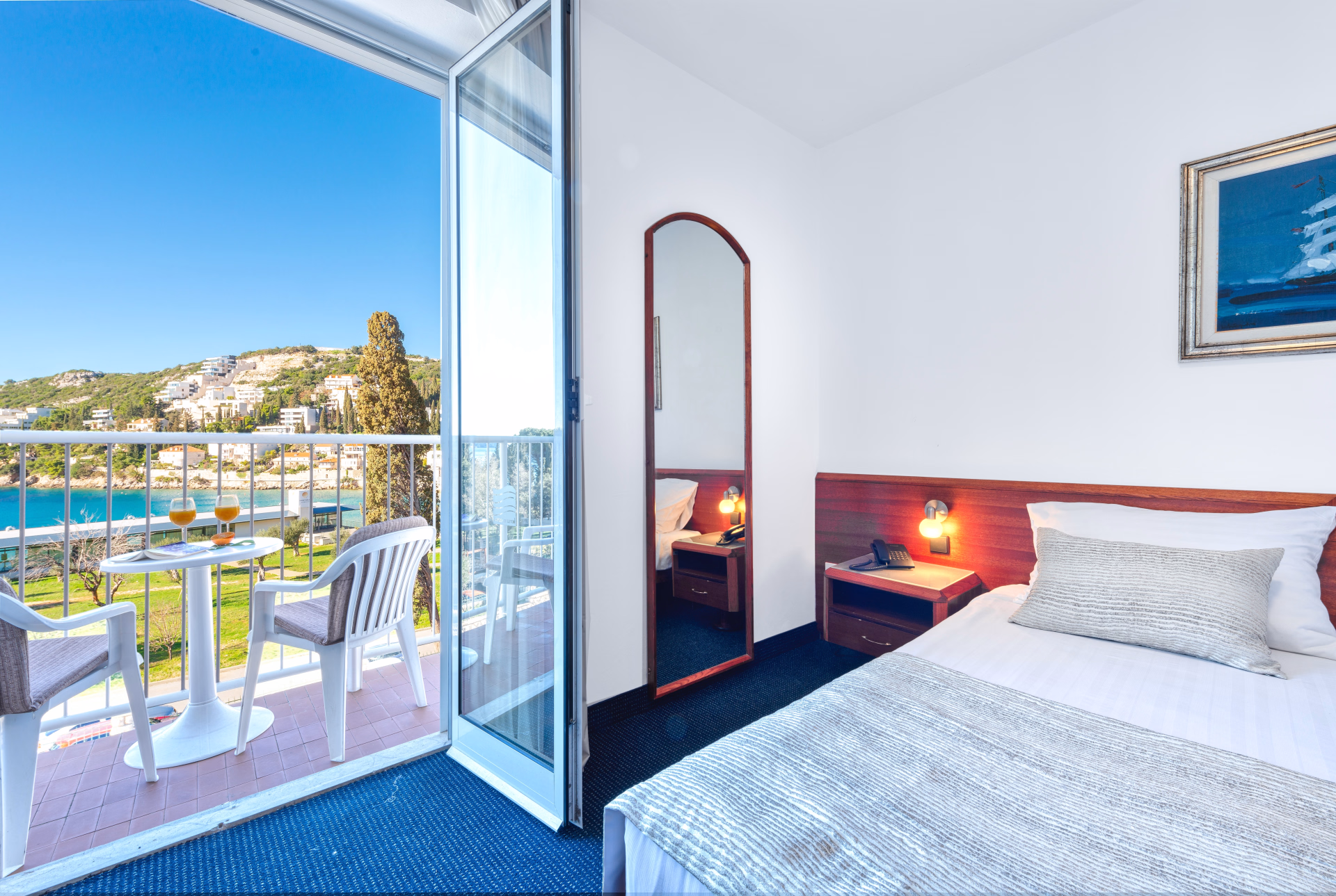 🏨 Hôtel 3* - Jour 1