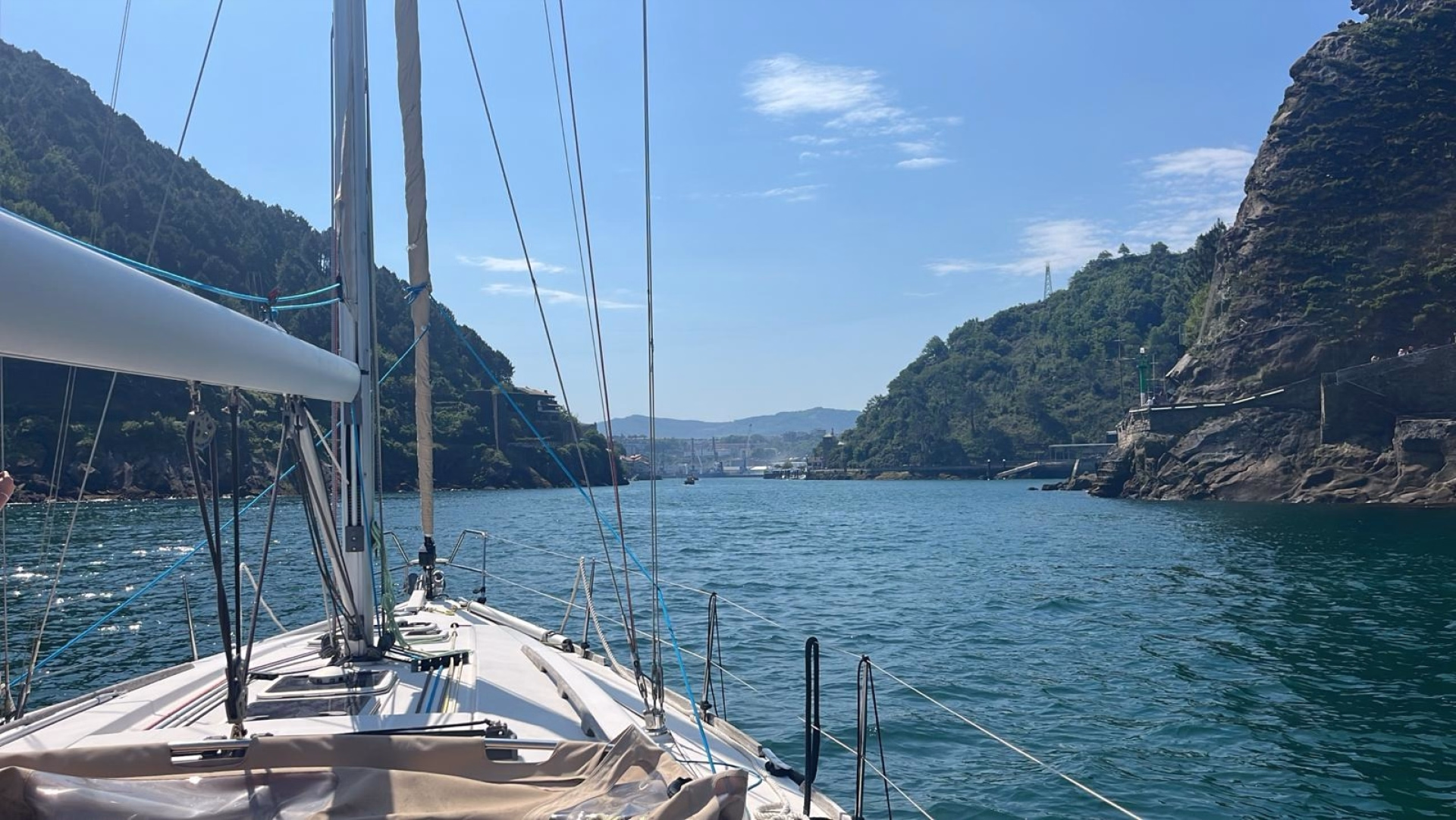 Croisière en voilier à la découverte du Pays basque
