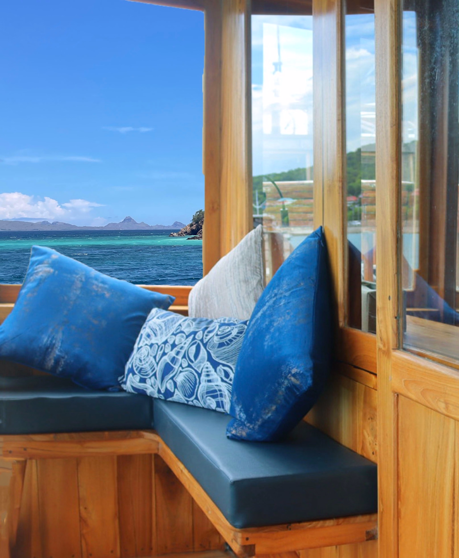 🚢 Bateau de croisière à moteur - Jours 1 à 3