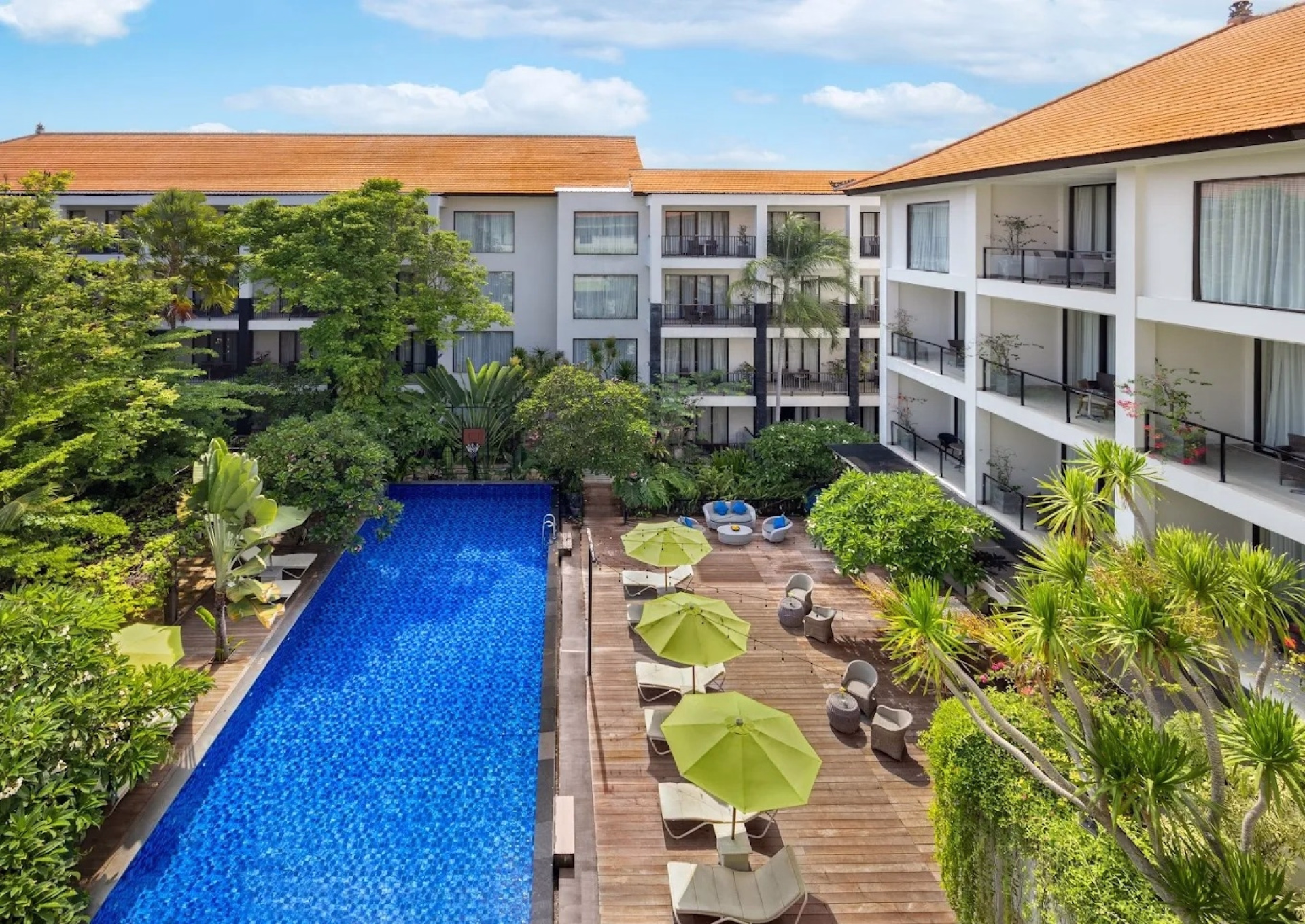 🏨 Hôtel 3* - Jours 2 à 7, 9