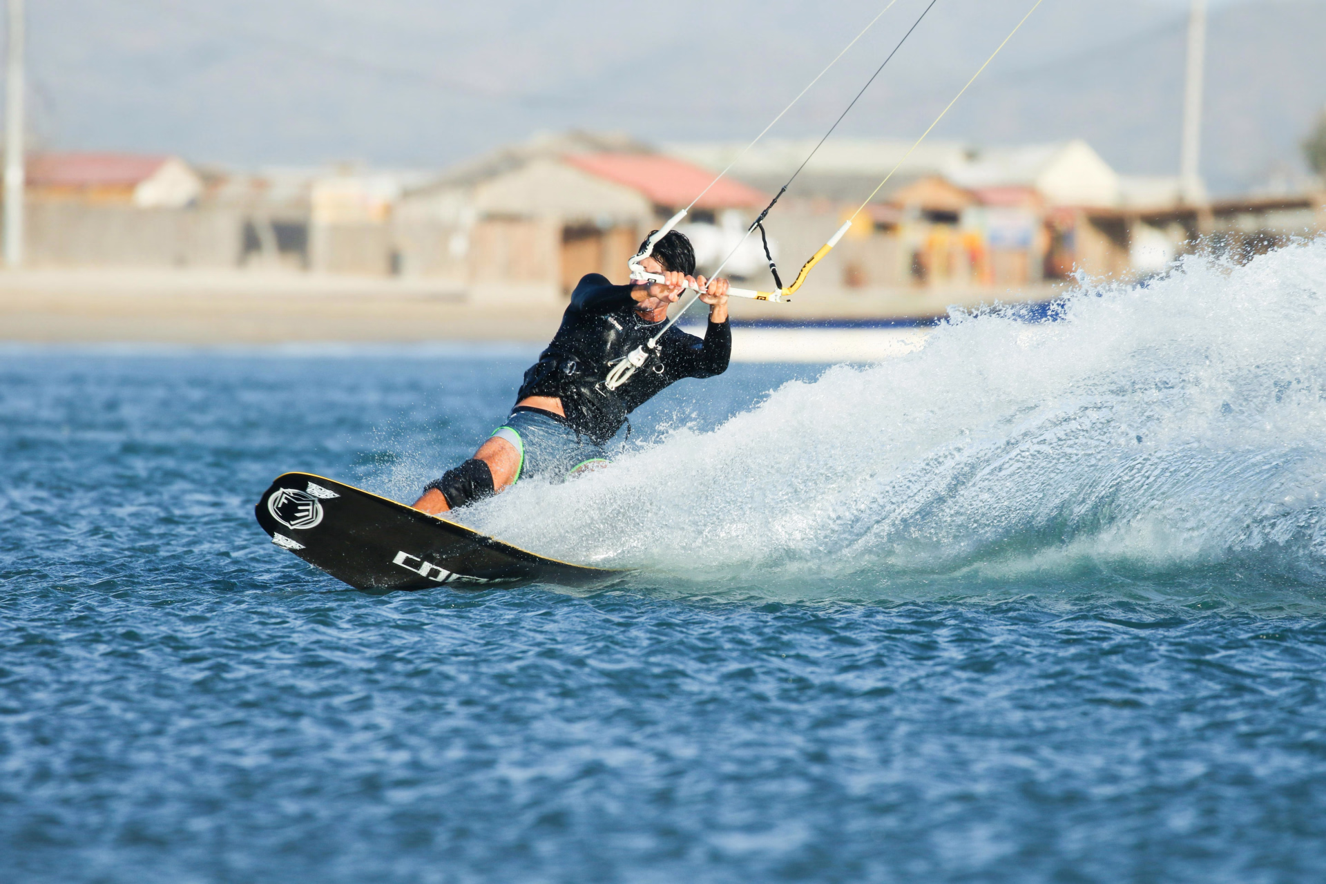 Découvrez nos stages d'initiation au kitesurf