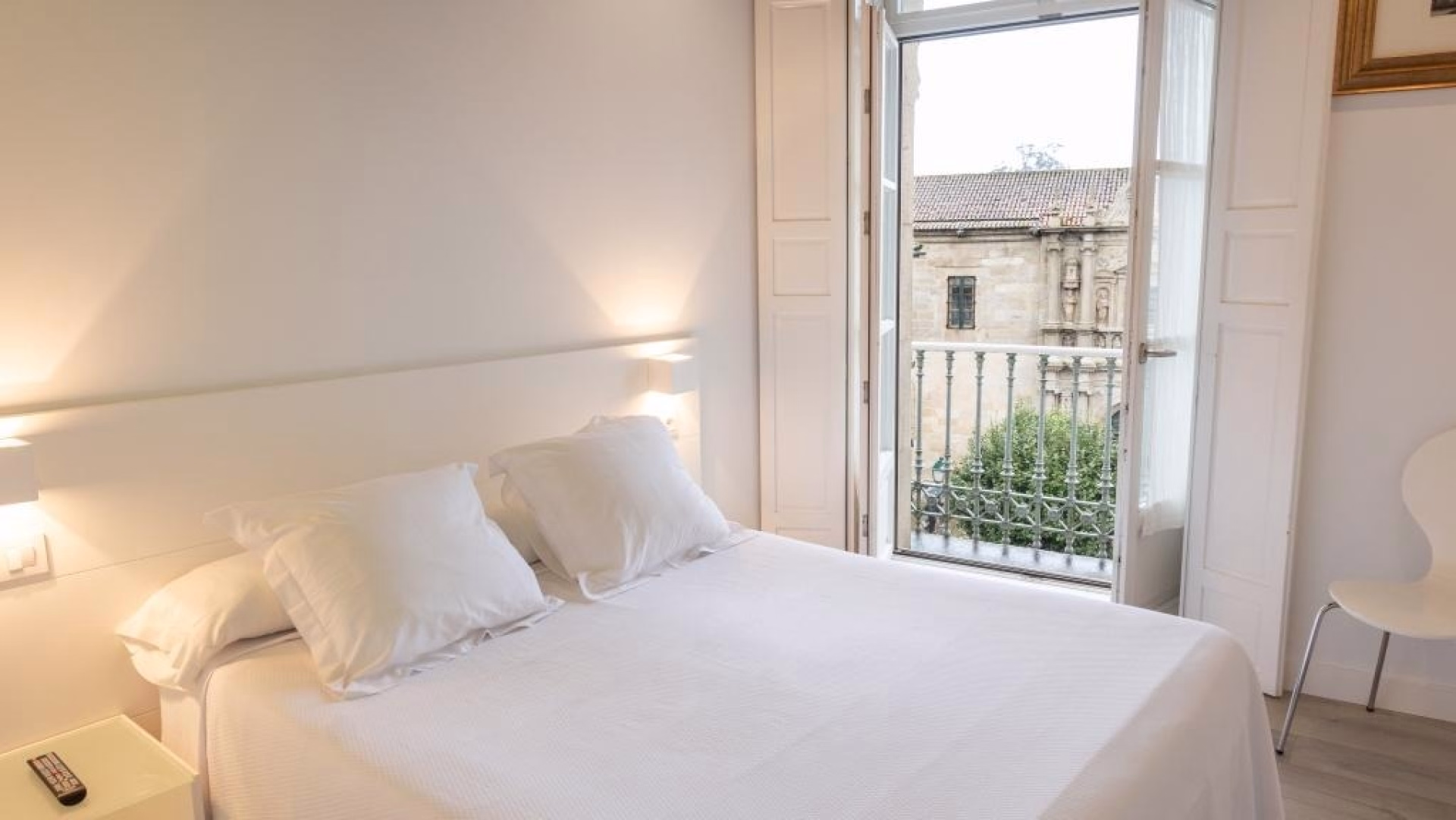 🏨 Hôtel 2* - Jours 7 à 8