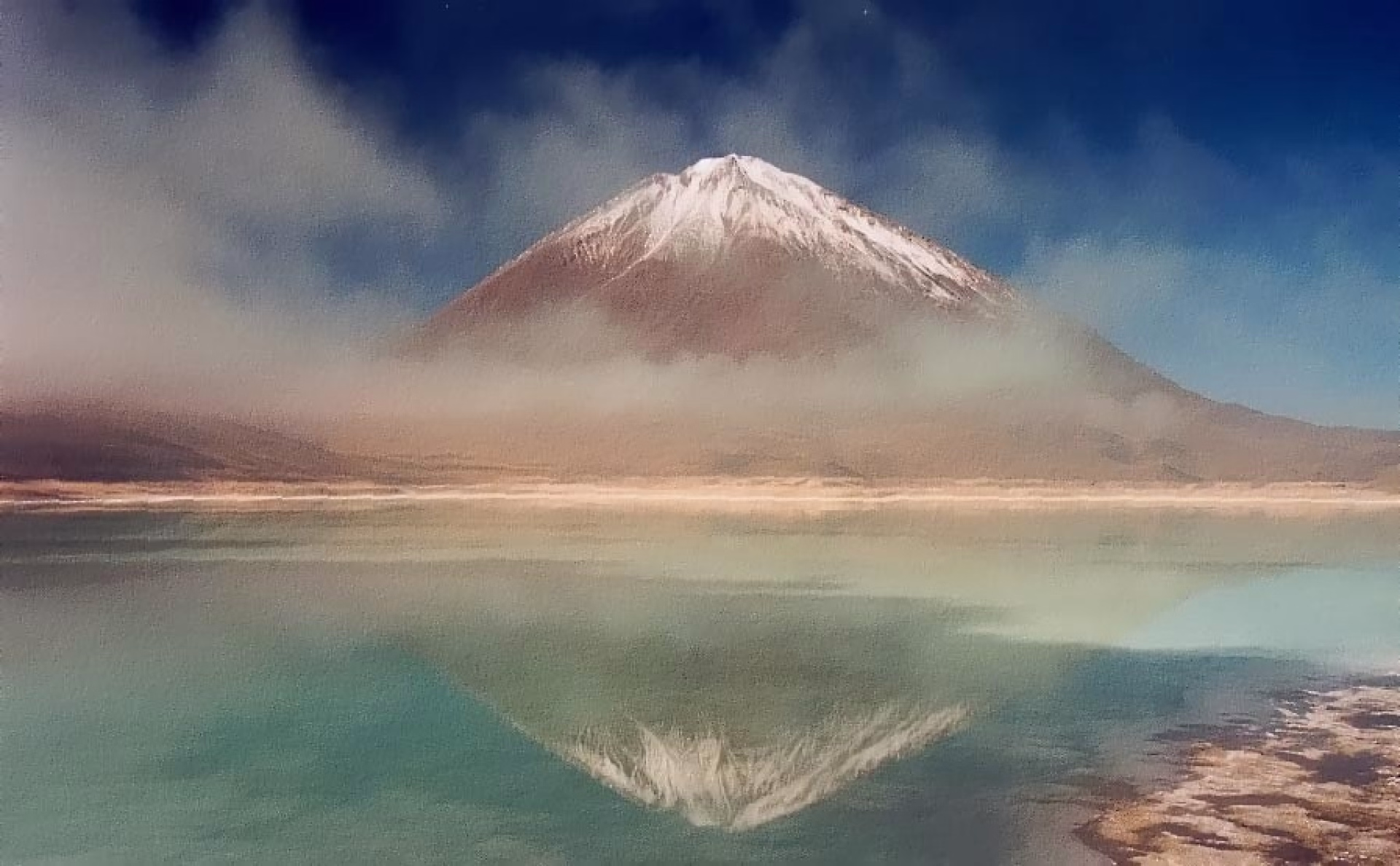 Trek d’altitude entre Chili et Bolivie, volcans et salars