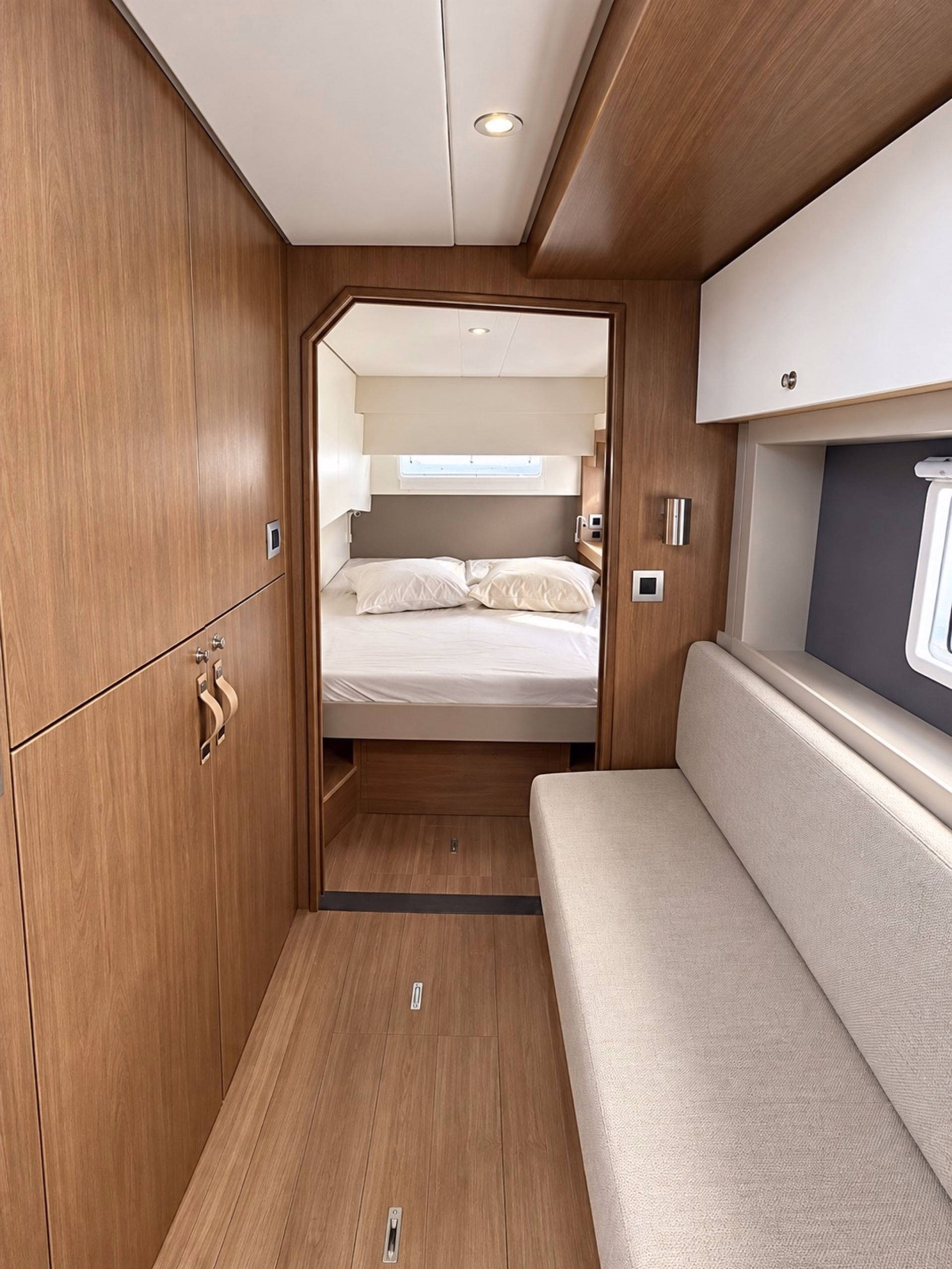 🚢 Bateau de croisière à voile