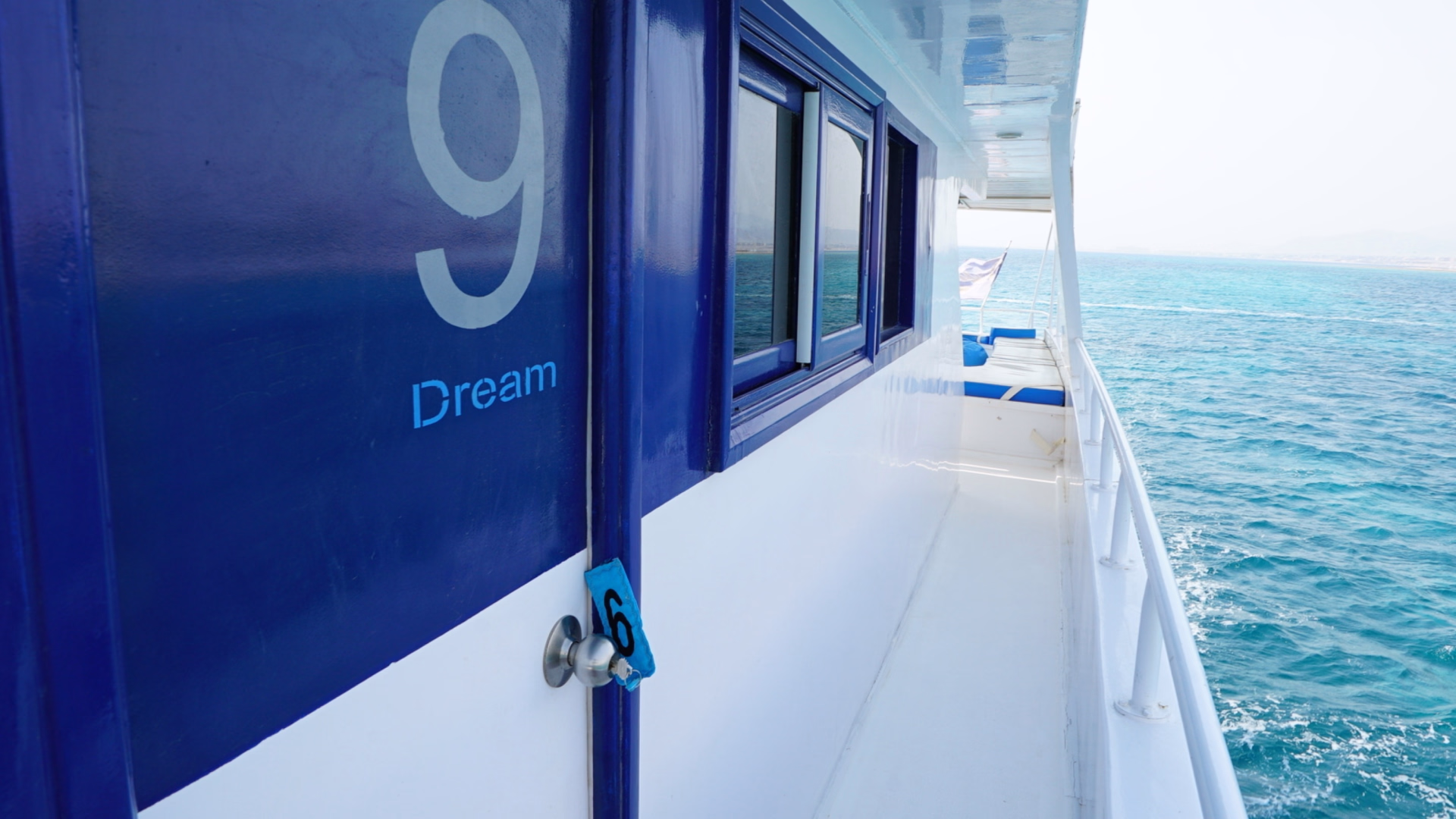 🚢 Bateau de croisière à moteur - Jours 1 à 8