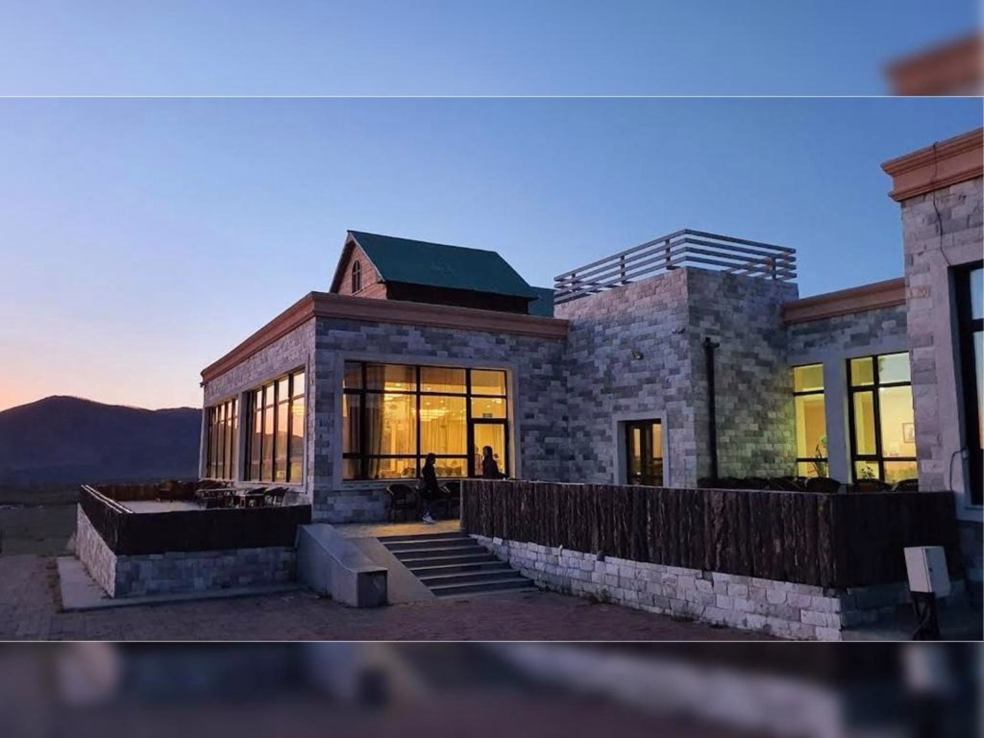 🏨 Sélection d’hébergement(s) - Jour 10