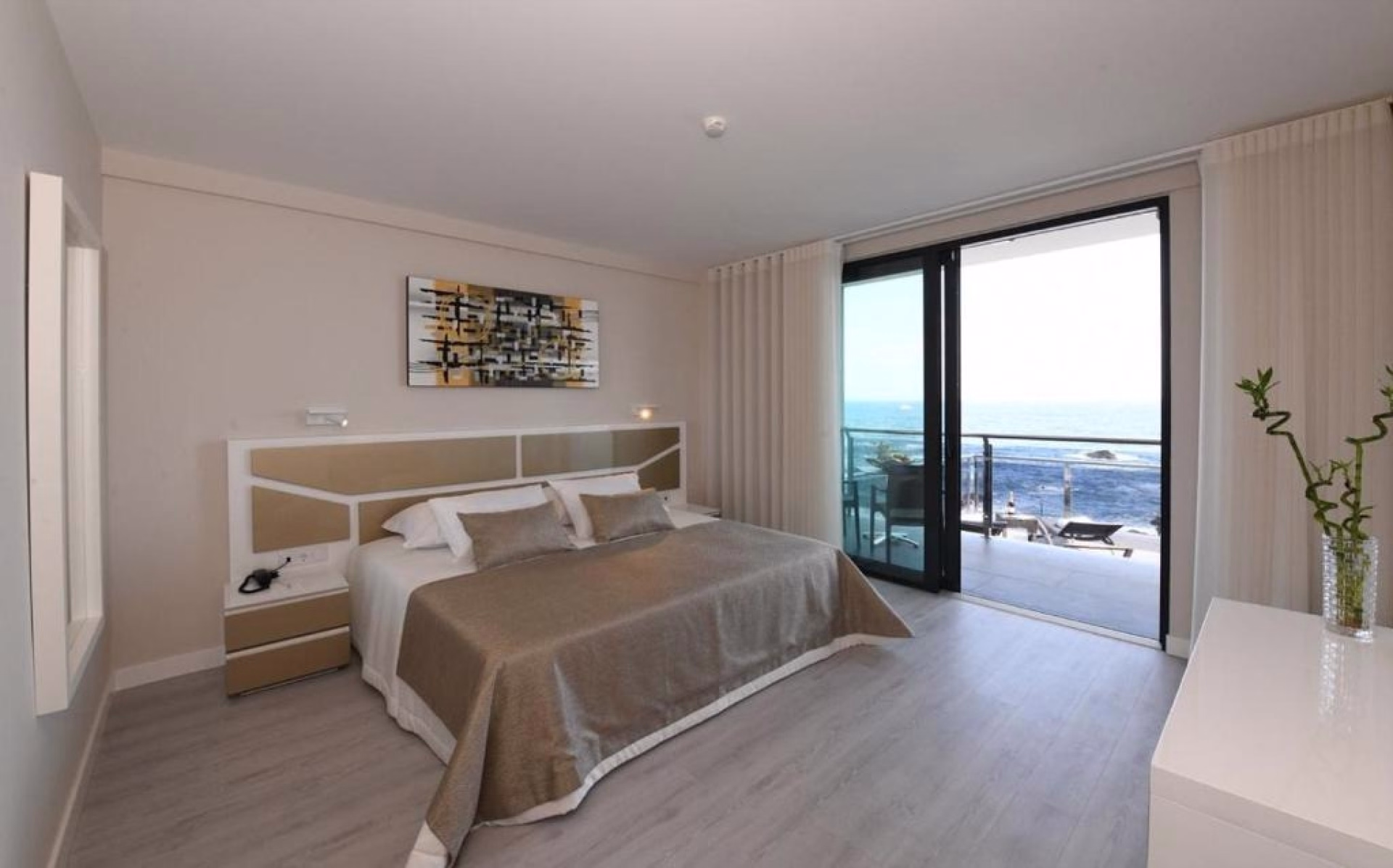 🏨 Hôtel 3* - Jour 5