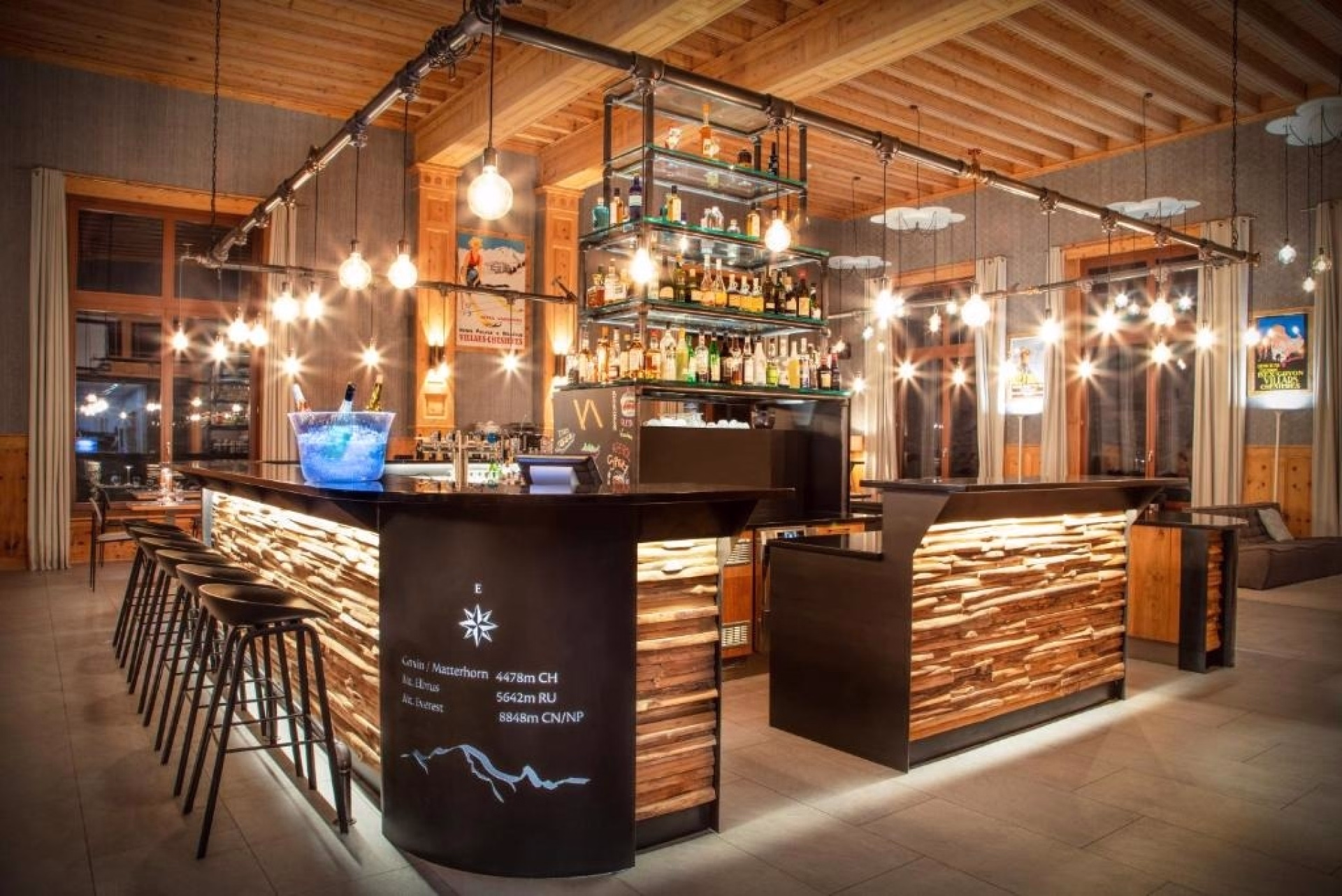 🏨 Hôtel 3* - Jours 2 à 3