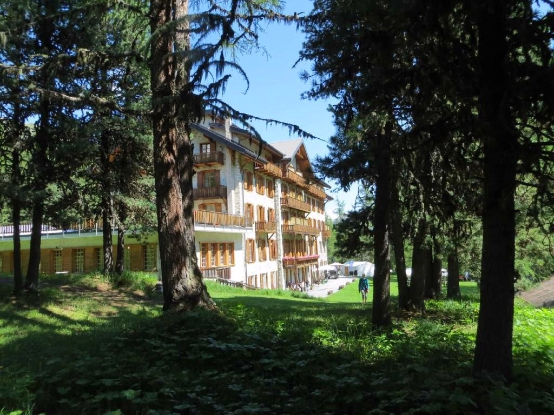 🏨 Hôtel 3* - Jour 4
