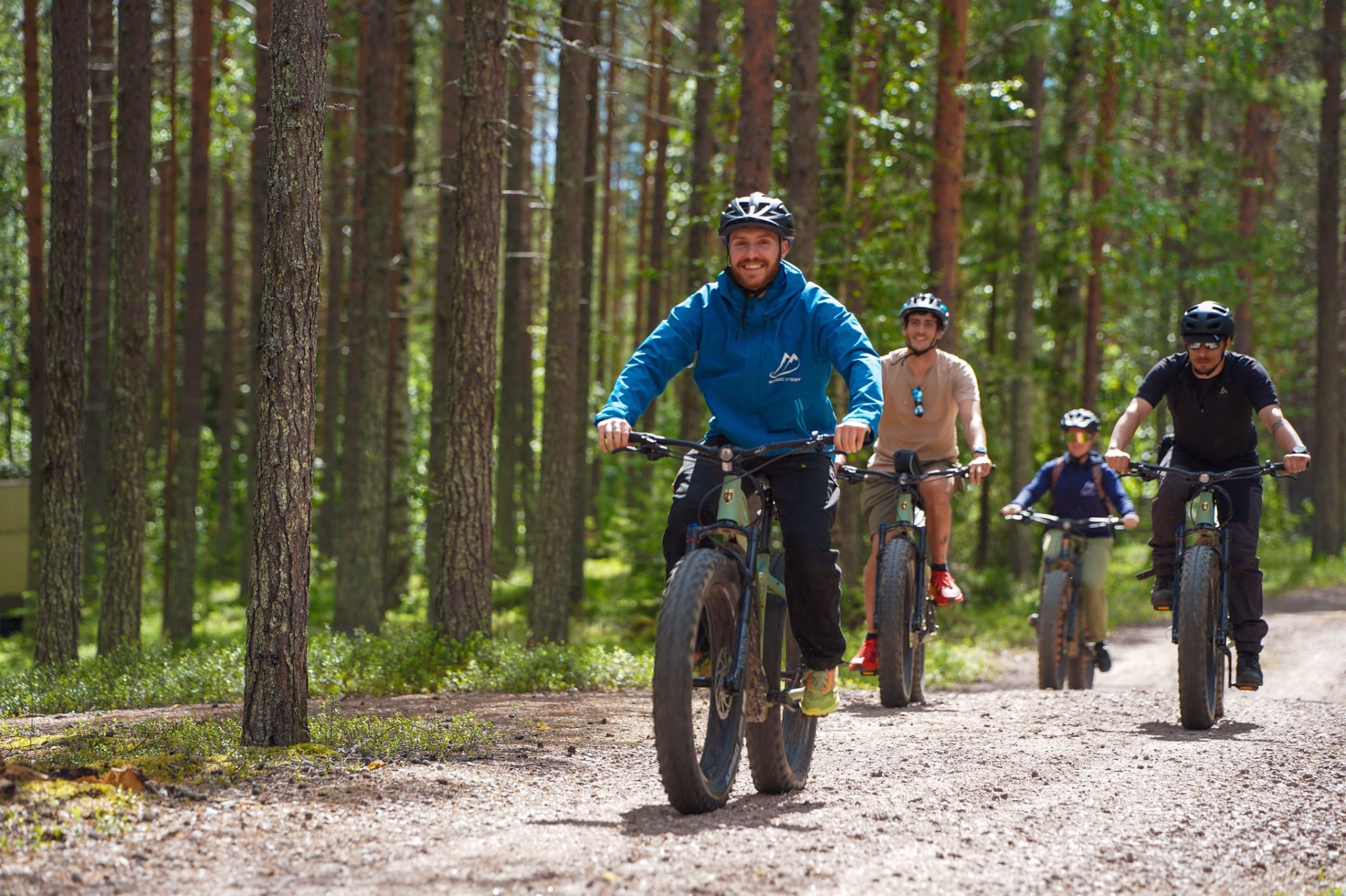 Aventure à vélo électrique à travers la Laponie : de Rovaniemi à Ylläs