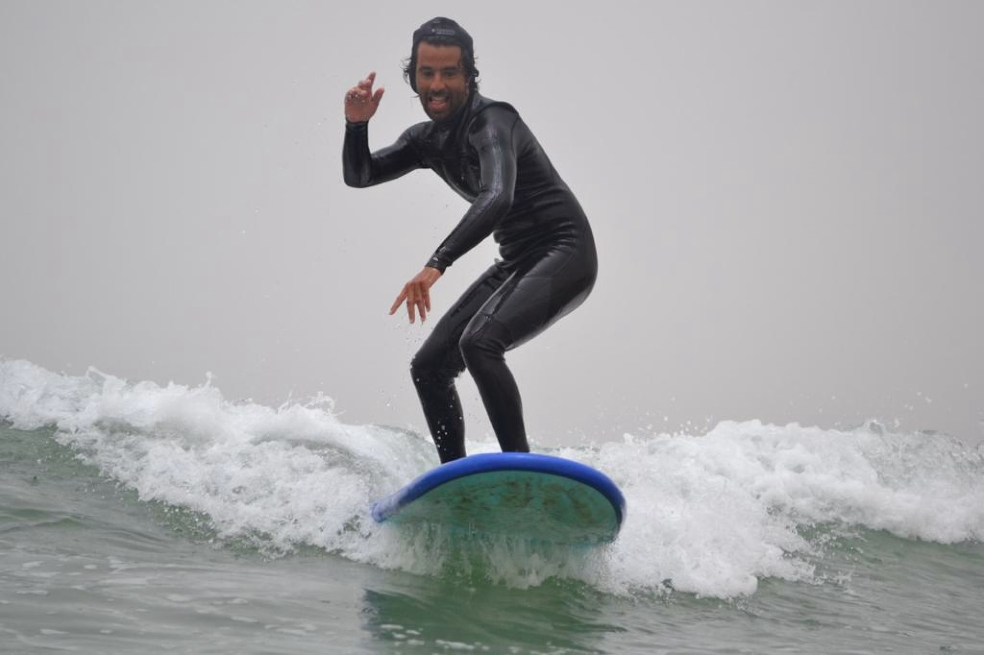 Coaching de surf confirmé à Tamraght avec guides locaux