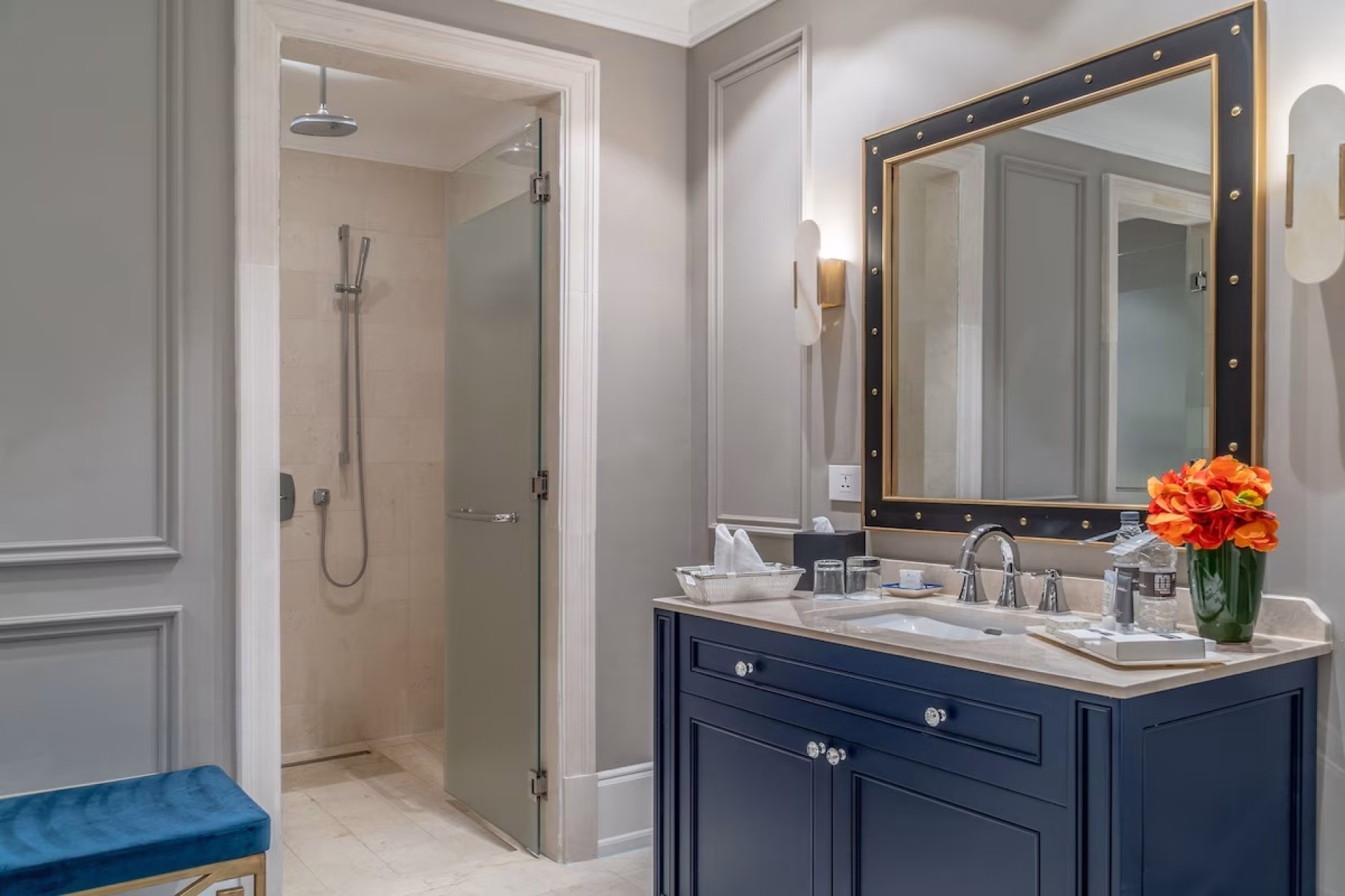 🏨 Hôtel 5* - Jour 1
