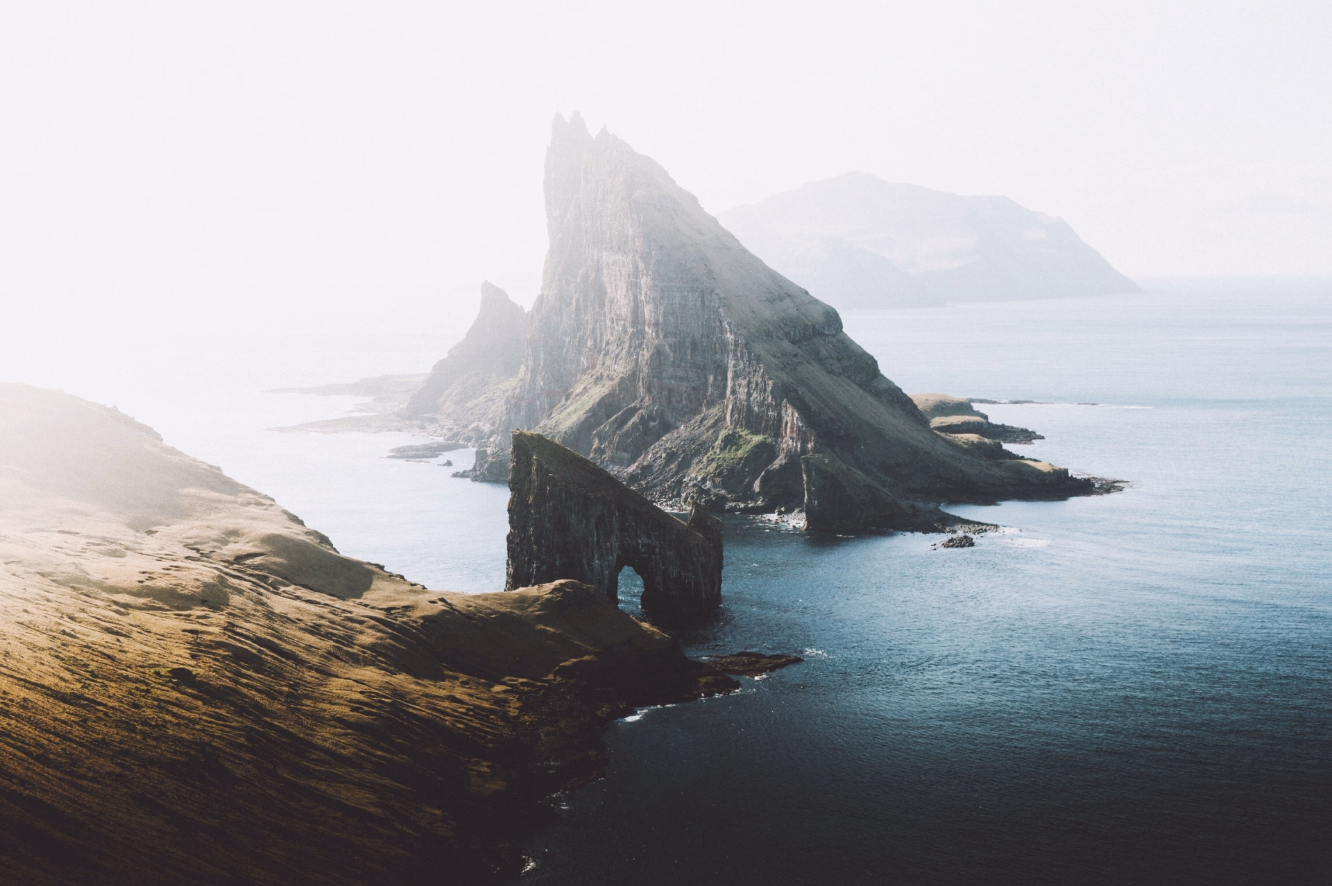 Iles Féroé en liberté : autotour & randonnées