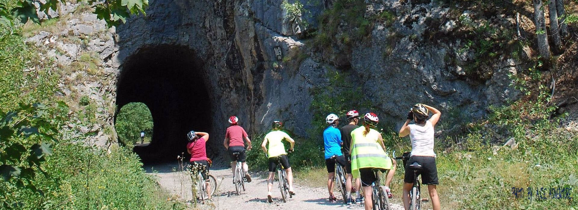 À vélo à travers les Balkans sauvages