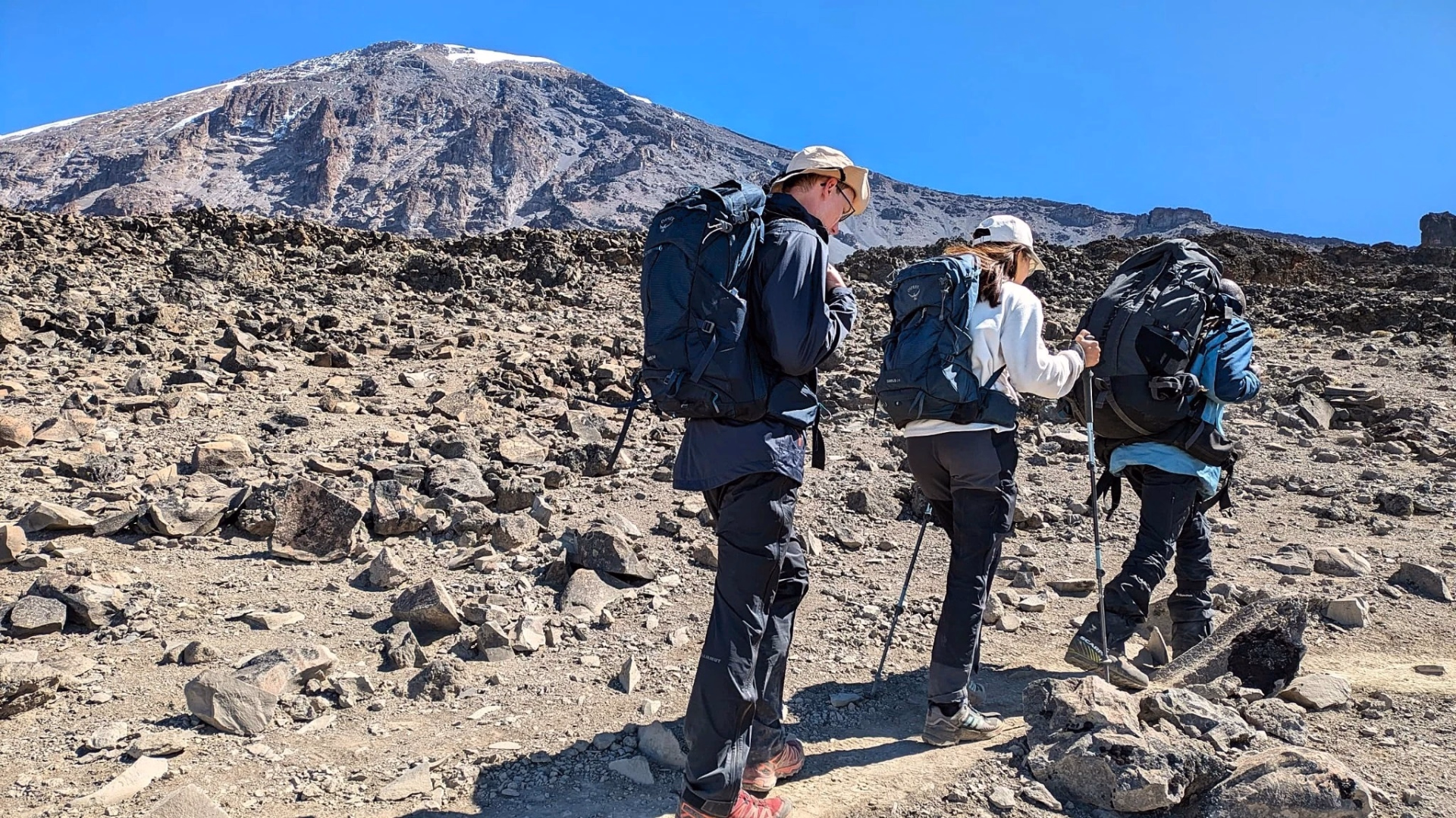 7 jours de trek au Kilimandjaro via la route Marangu
