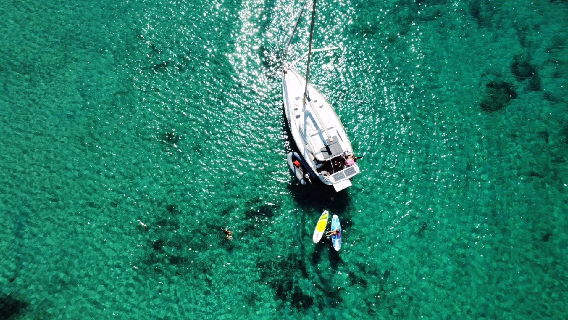 Evasion en voilier 4 jours : Corse, Lavezzi et Maddalena