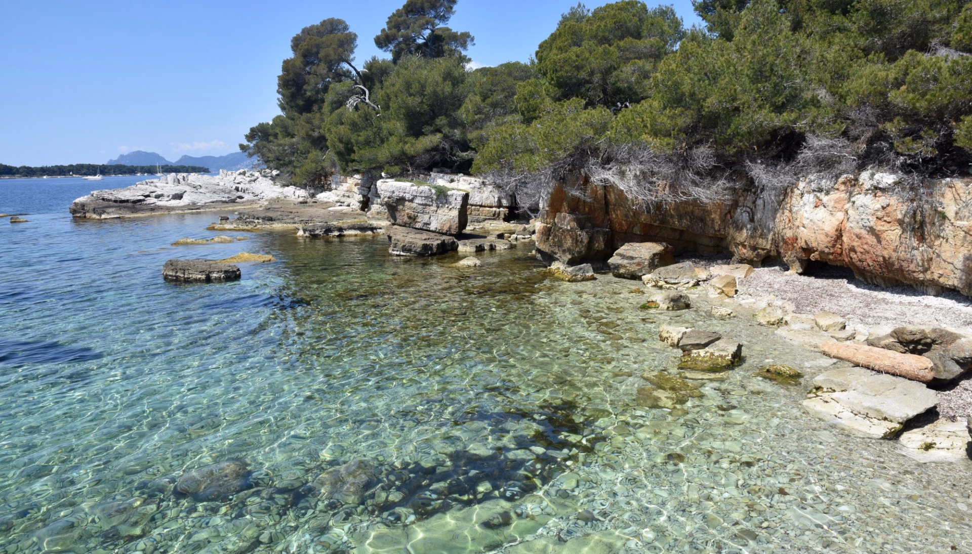 Randonnée sur la Côte d’Azur entre Estérel et îles de Lérins