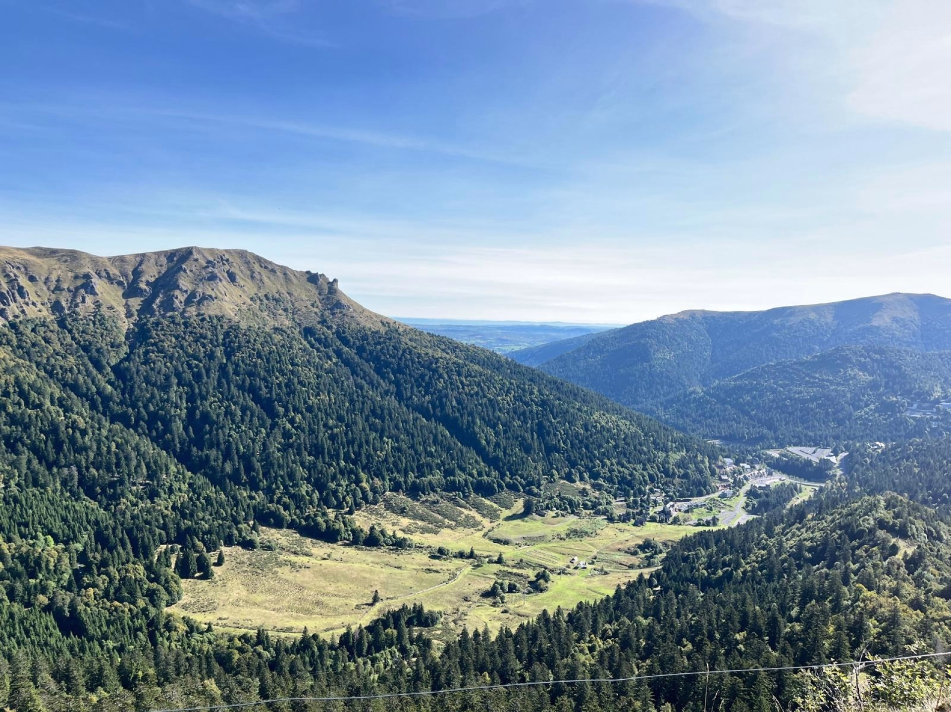 Randonnées pédestres sur le grand volcan du Cantal