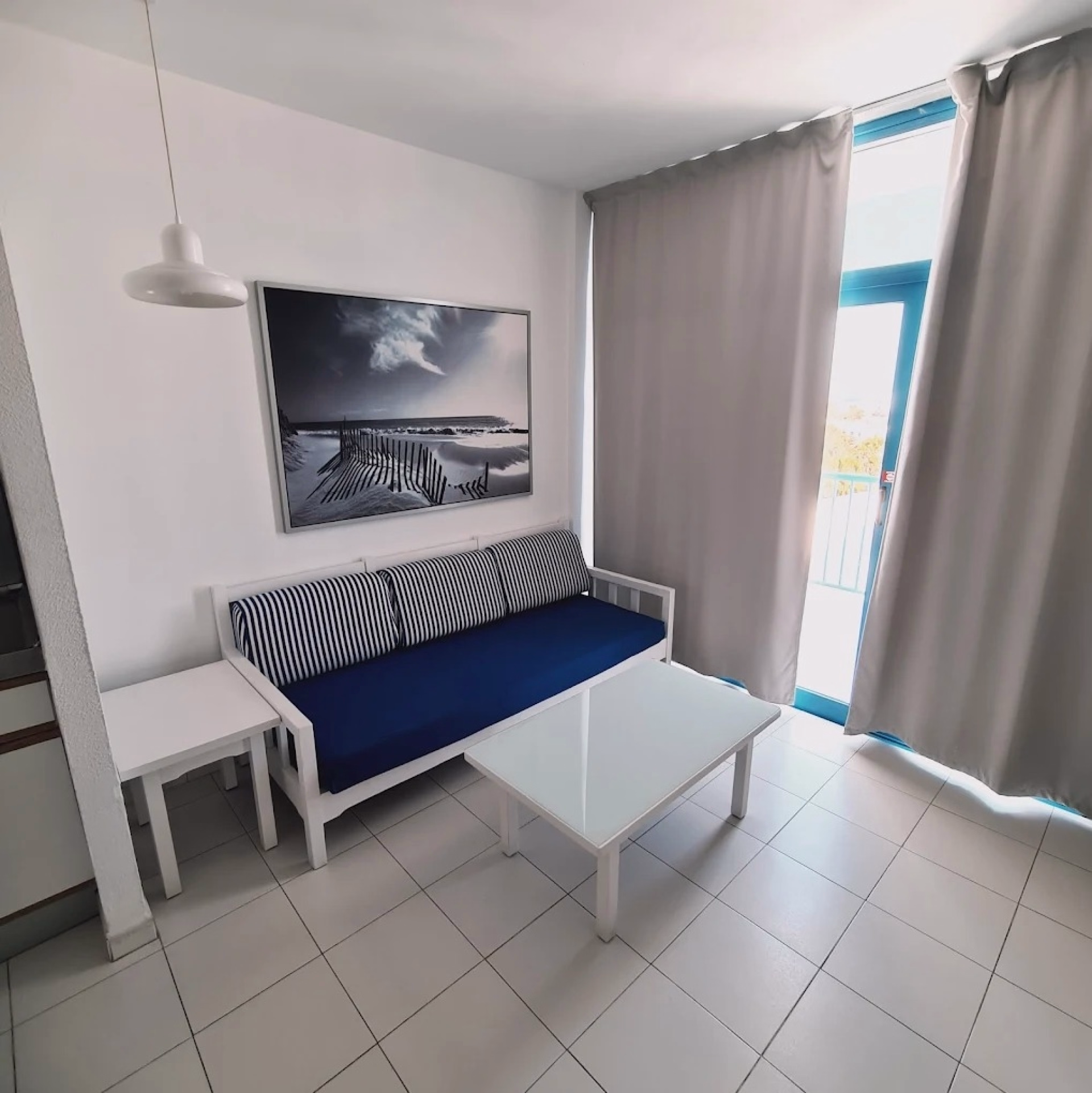 🏨 Hôtel 2* - Jours 1 à 3