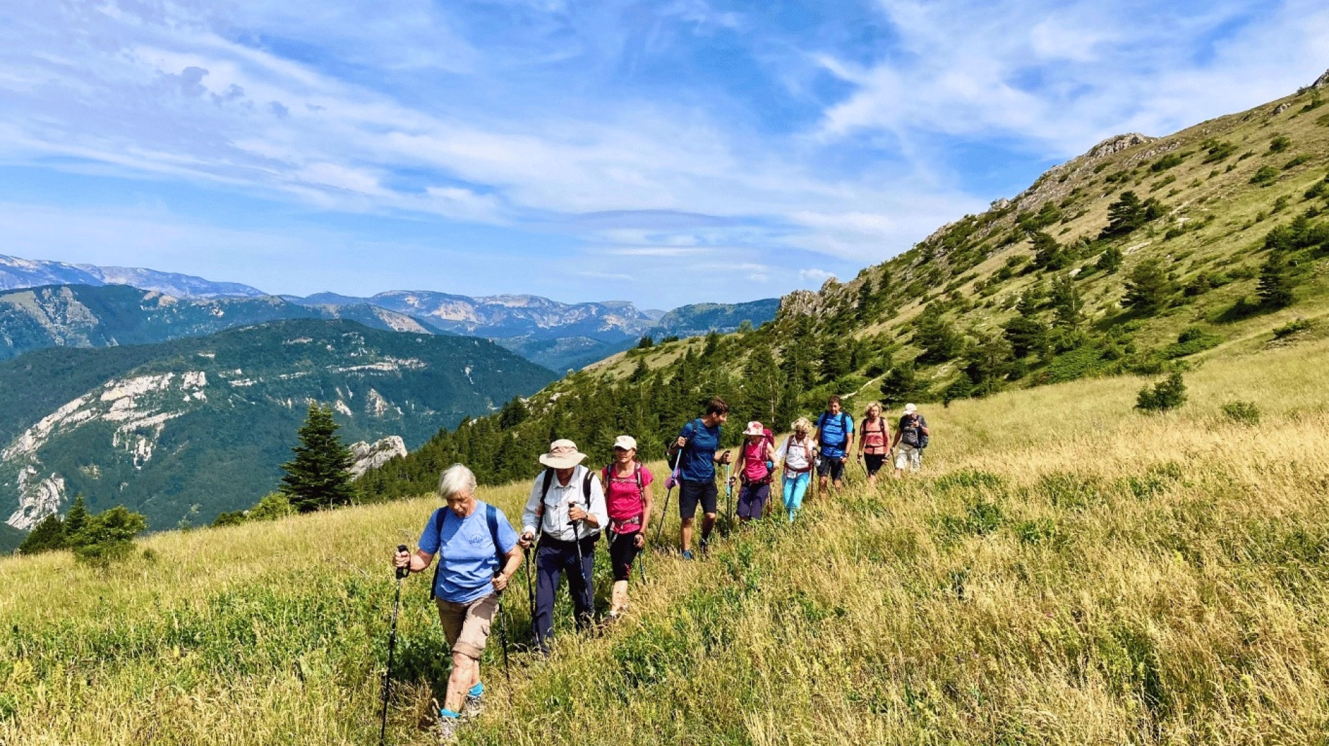 Retraite Voix & Nature : chant, yoga et randonnée en Drôme provençale