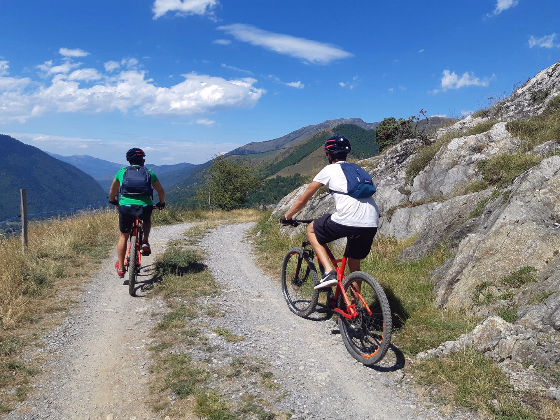 Itinérance en VTT électrique dans les Pyrénées