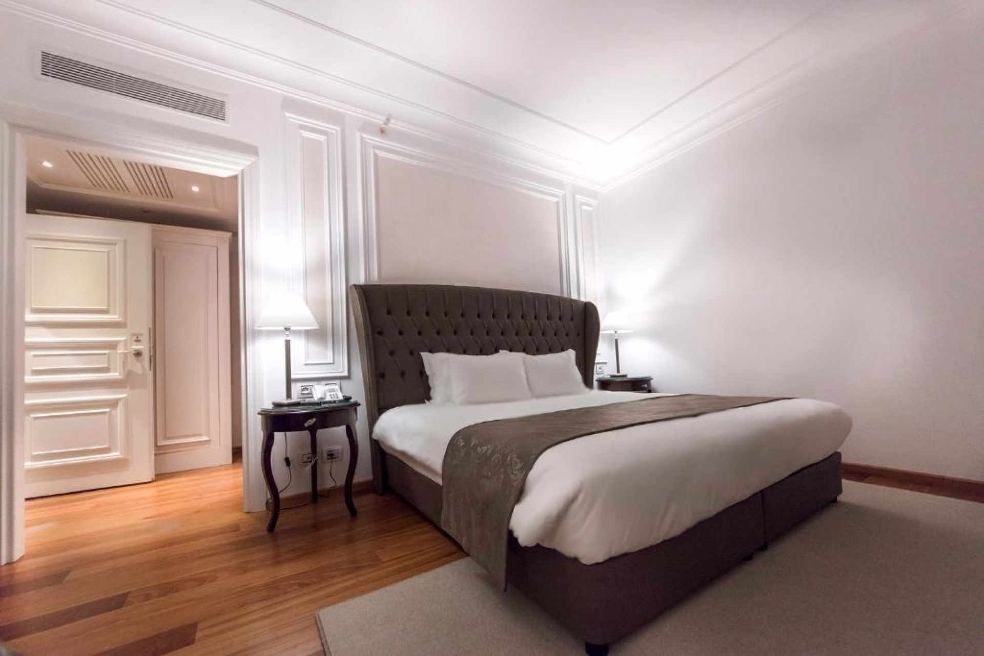 🏩 Hôtel 5* - Jour 1