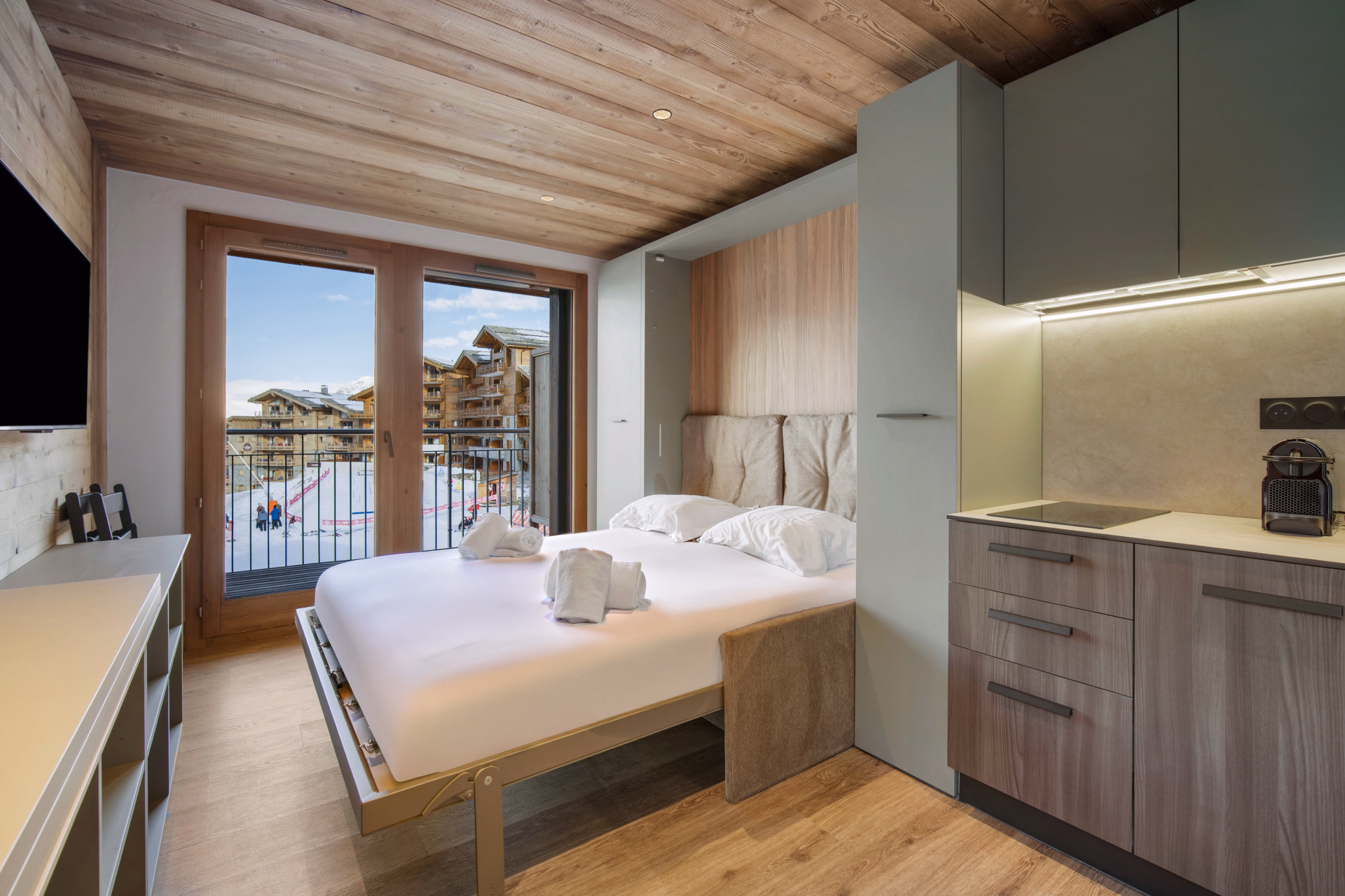 🏨 Hôtel 2* - Jours 1 à 3