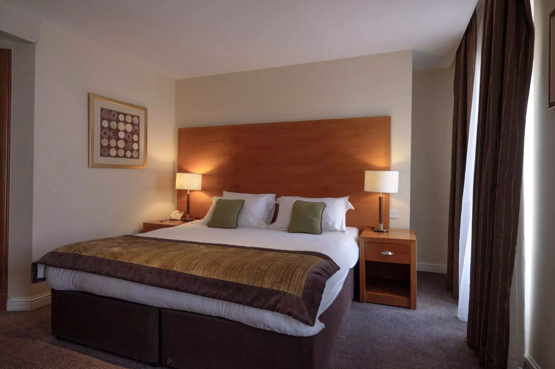 🏨 Hôtel 3* - Jours 1 à 9