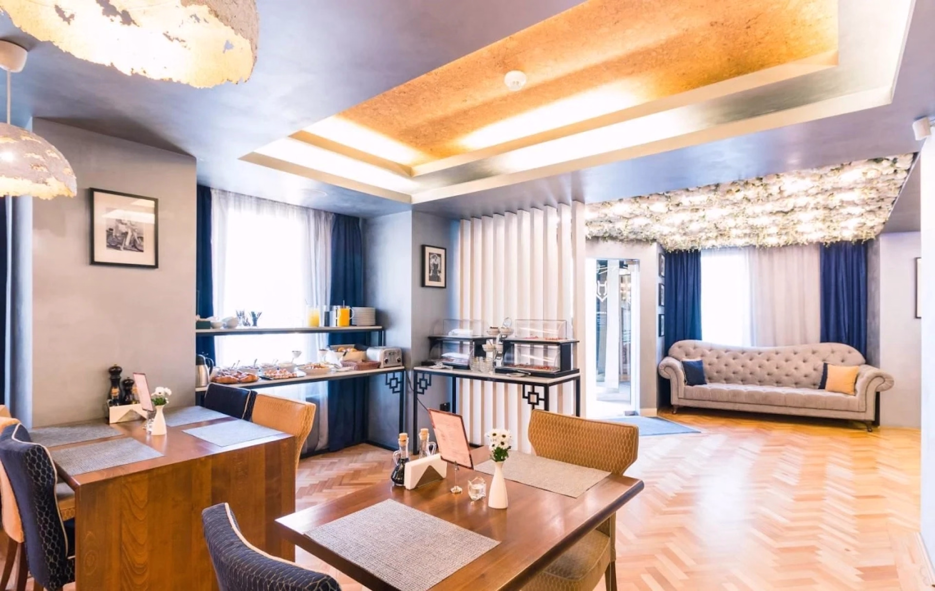 🏩 Hôtel 3* - Jours 1 à 2