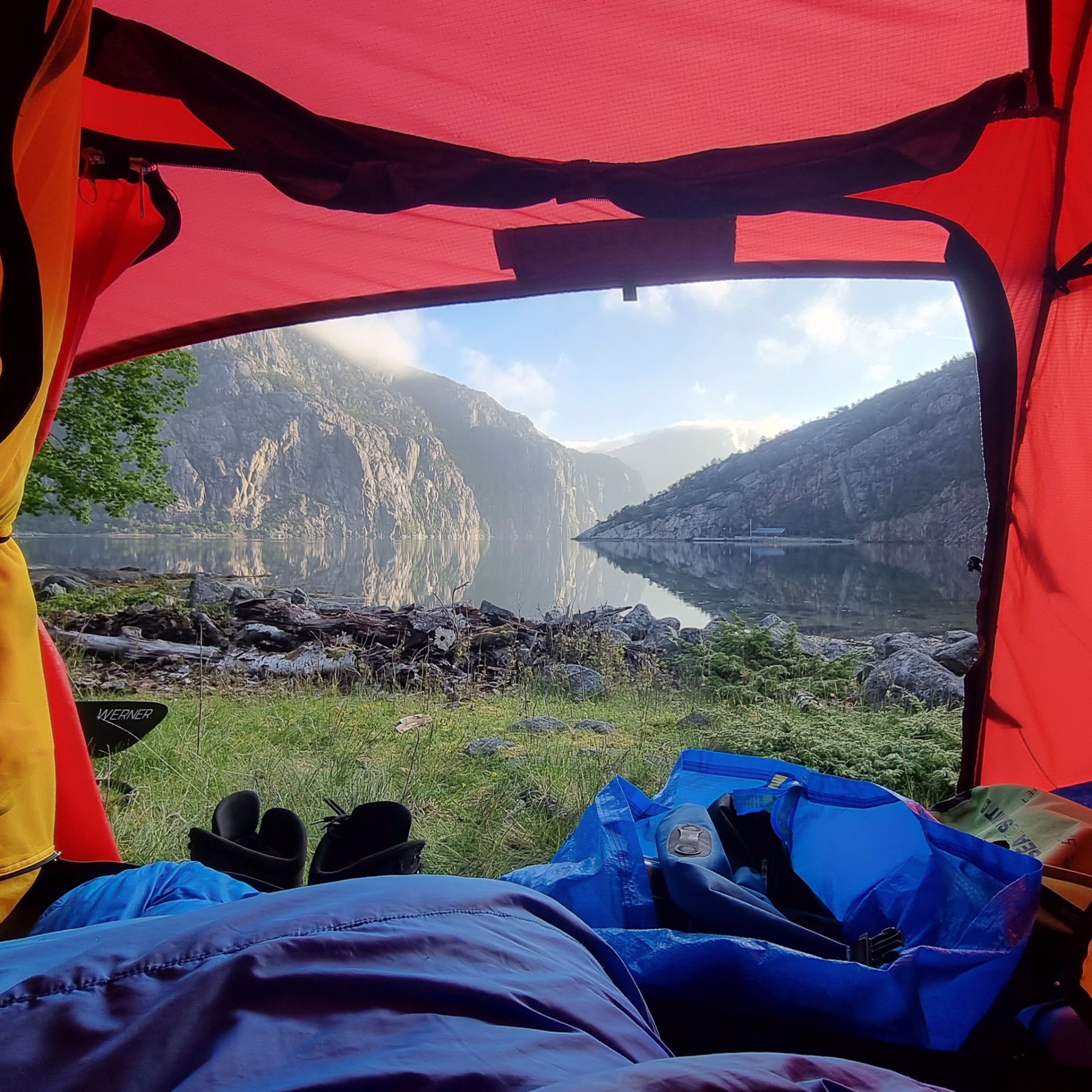 Randonnée, kayak et camping dans les fjords norvégiens